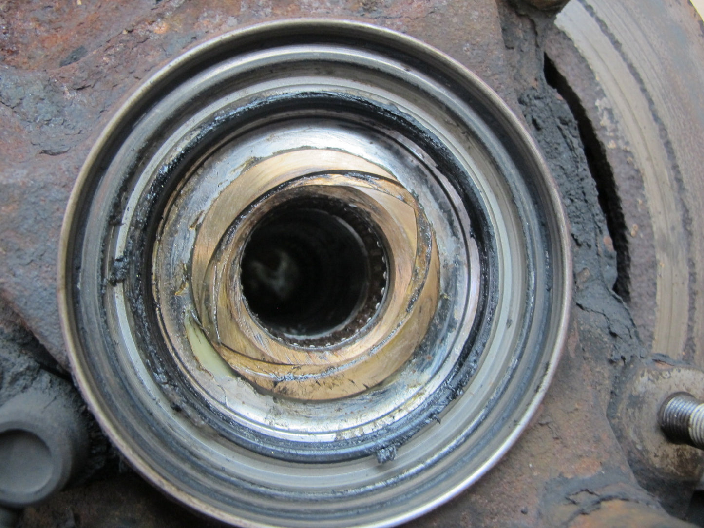 1998-2007 Lexus J100 LX470 Front Left Side Spindle Knuckle Wheel Hub Bearing