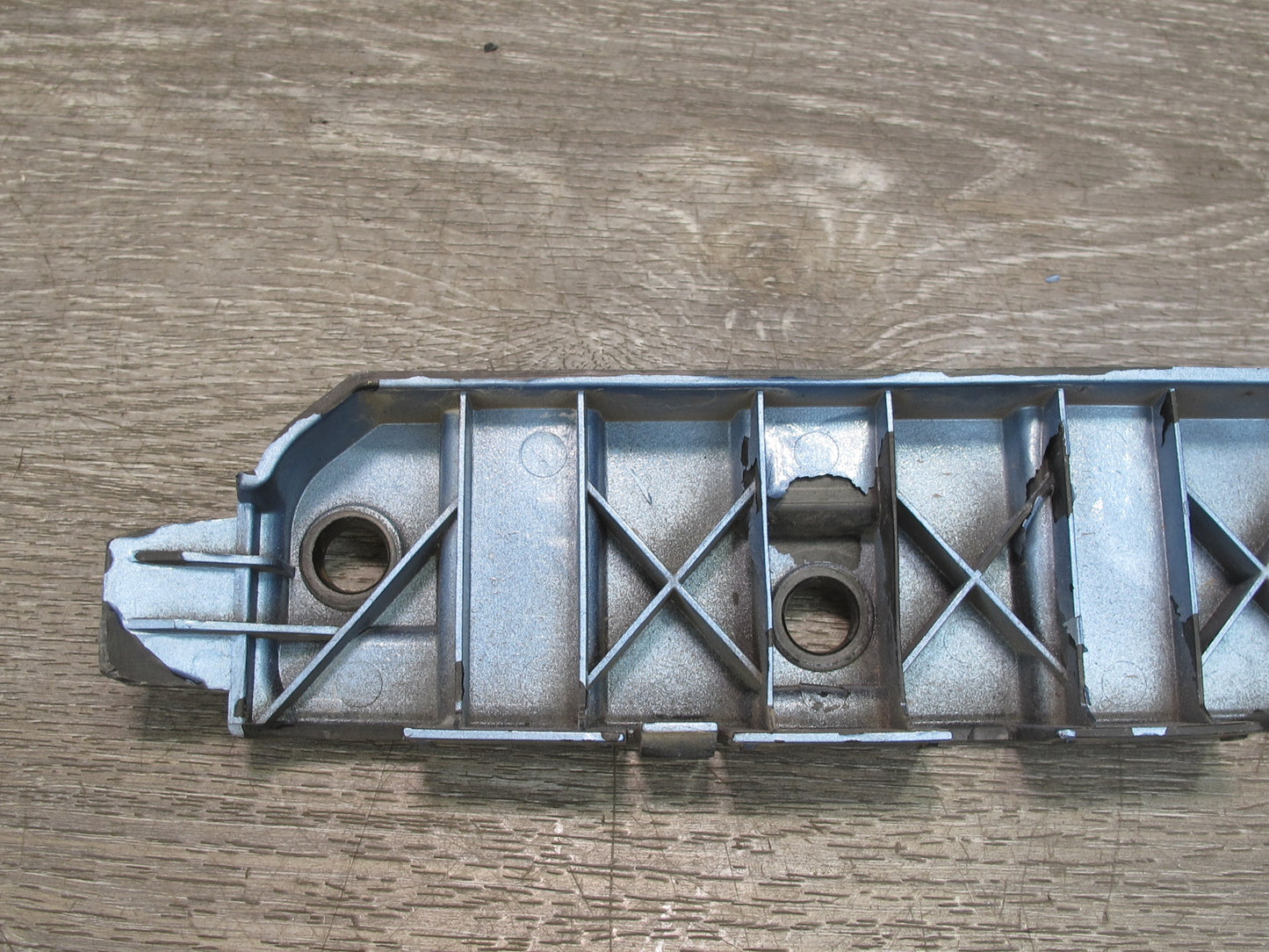 06-12 Bentley Continental Flying Spur Front Bumper Retainer Retaining Strip