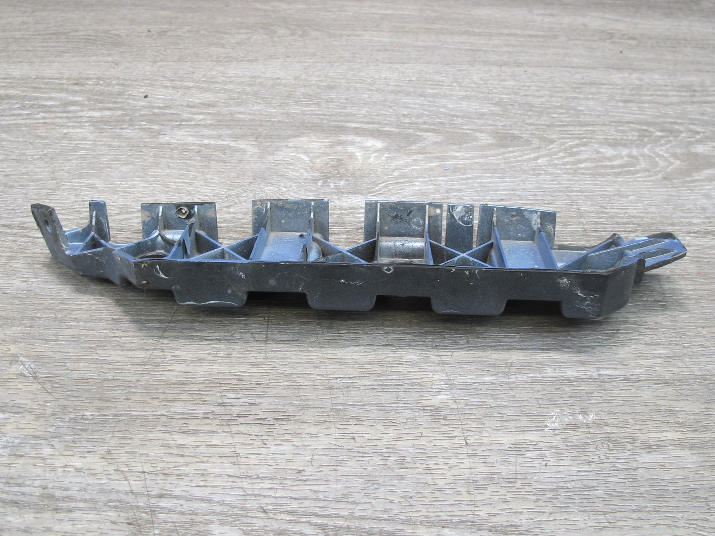 06-12 Bentley Continental Flying Spur Front Bumper Retainer Retaining Strip