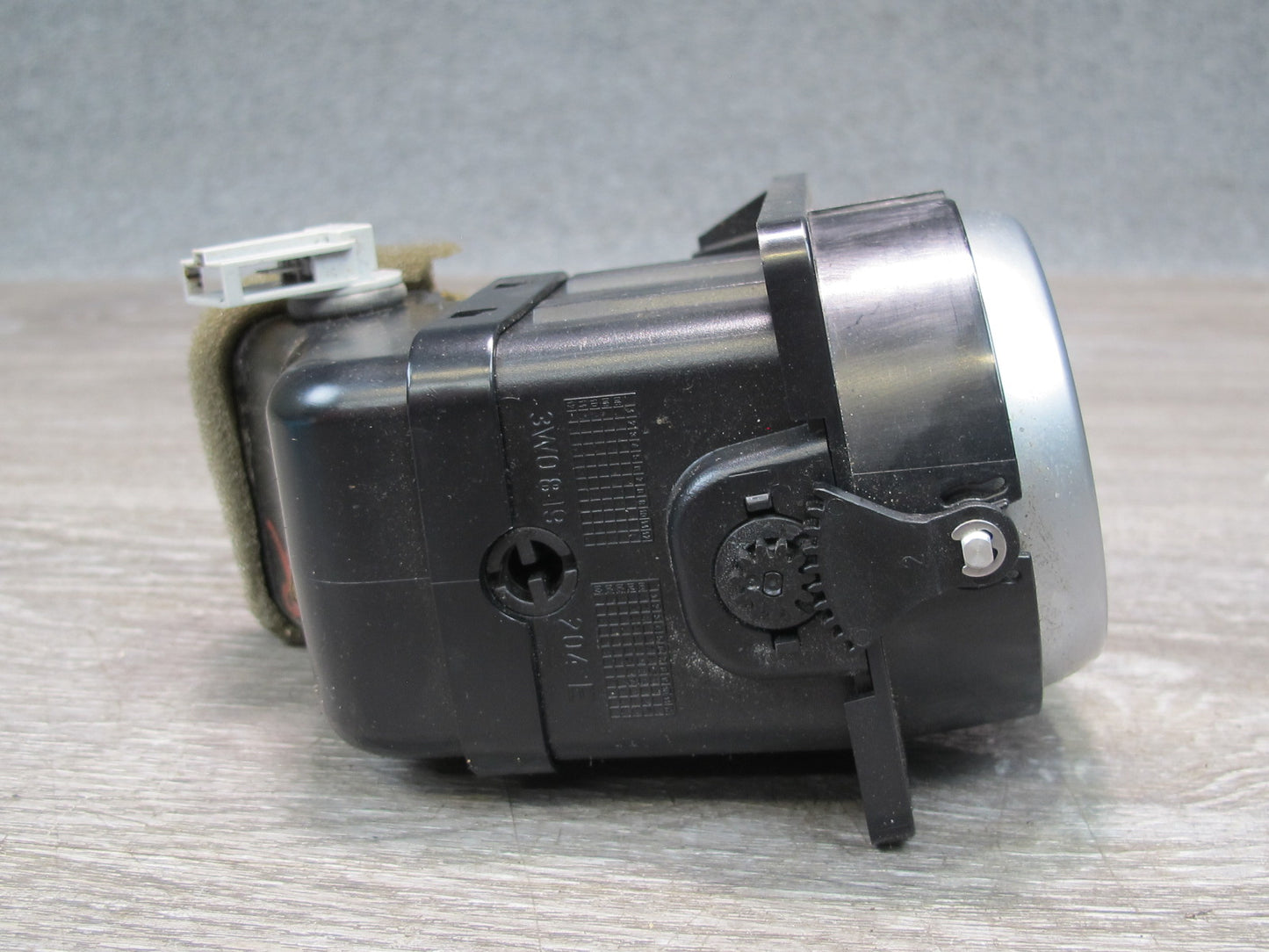 03-10 Bentley Continental GTC GT Flying Spur Rear Left or Right A/C Air Vent