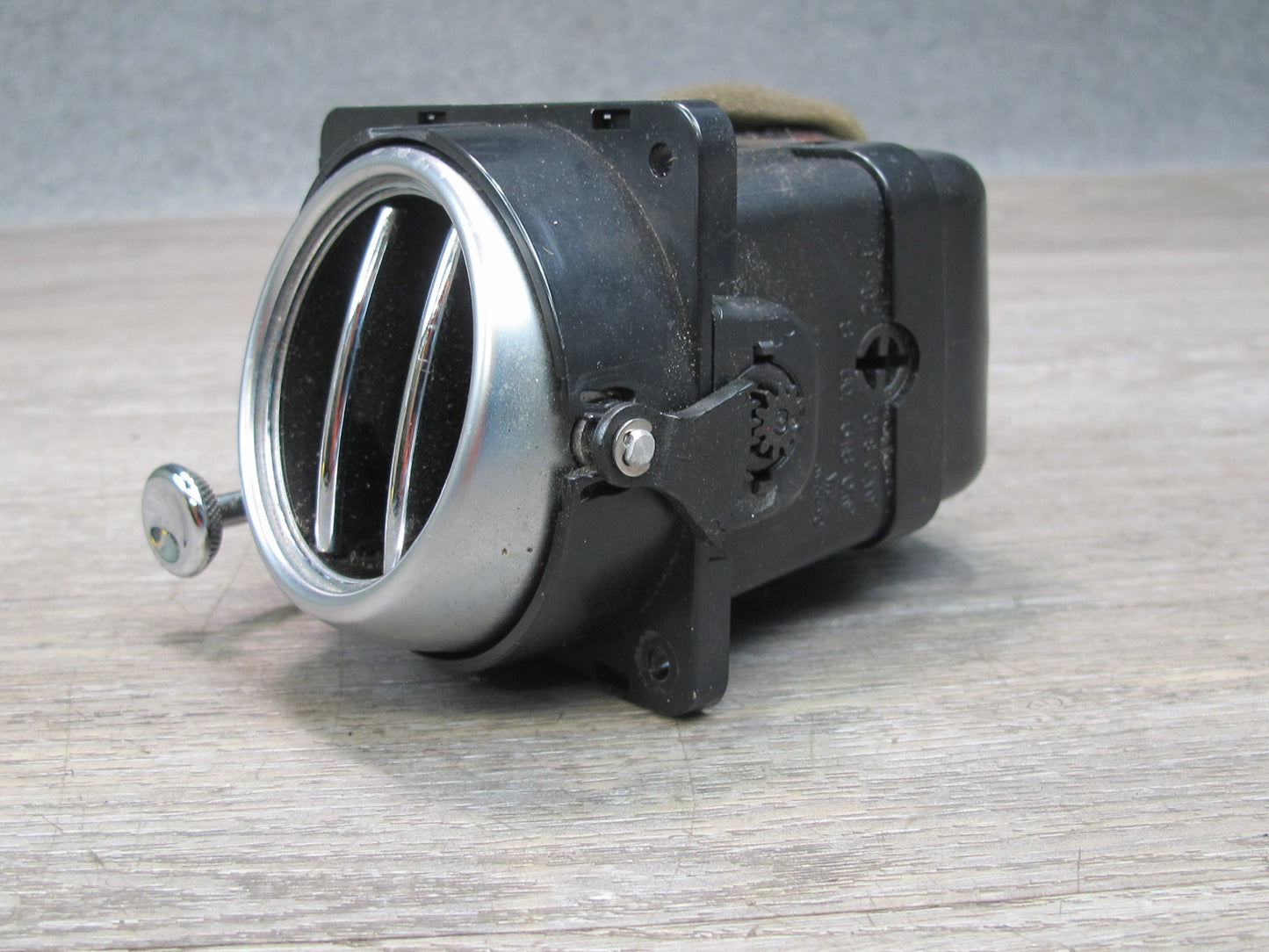 03-10 Bentley Continental GTC GT Flying Spur Rear Left or Right A/C Air Vent