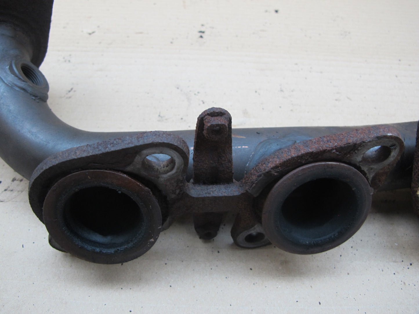 1998-2005 Lexus J100 LX470 4.7L V8 Exhaust Manifold Right & Left Side Set
