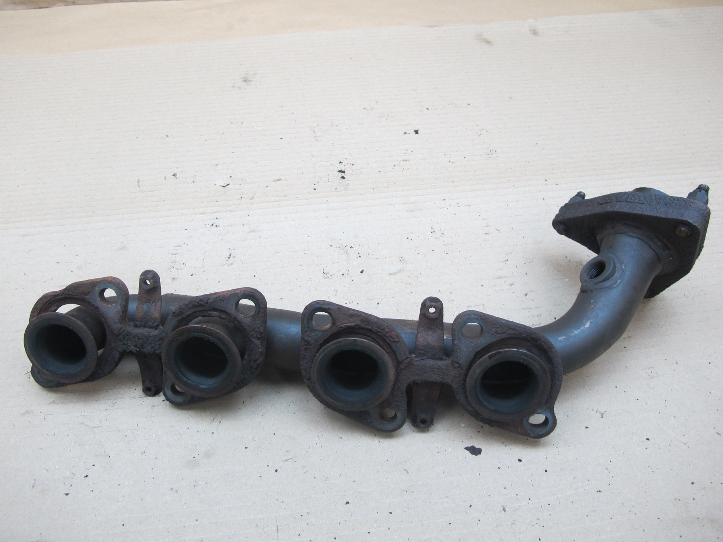 1998-2005 Lexus J100 LX470 4.7L V8 Exhaust Manifold Right & Left Side Set