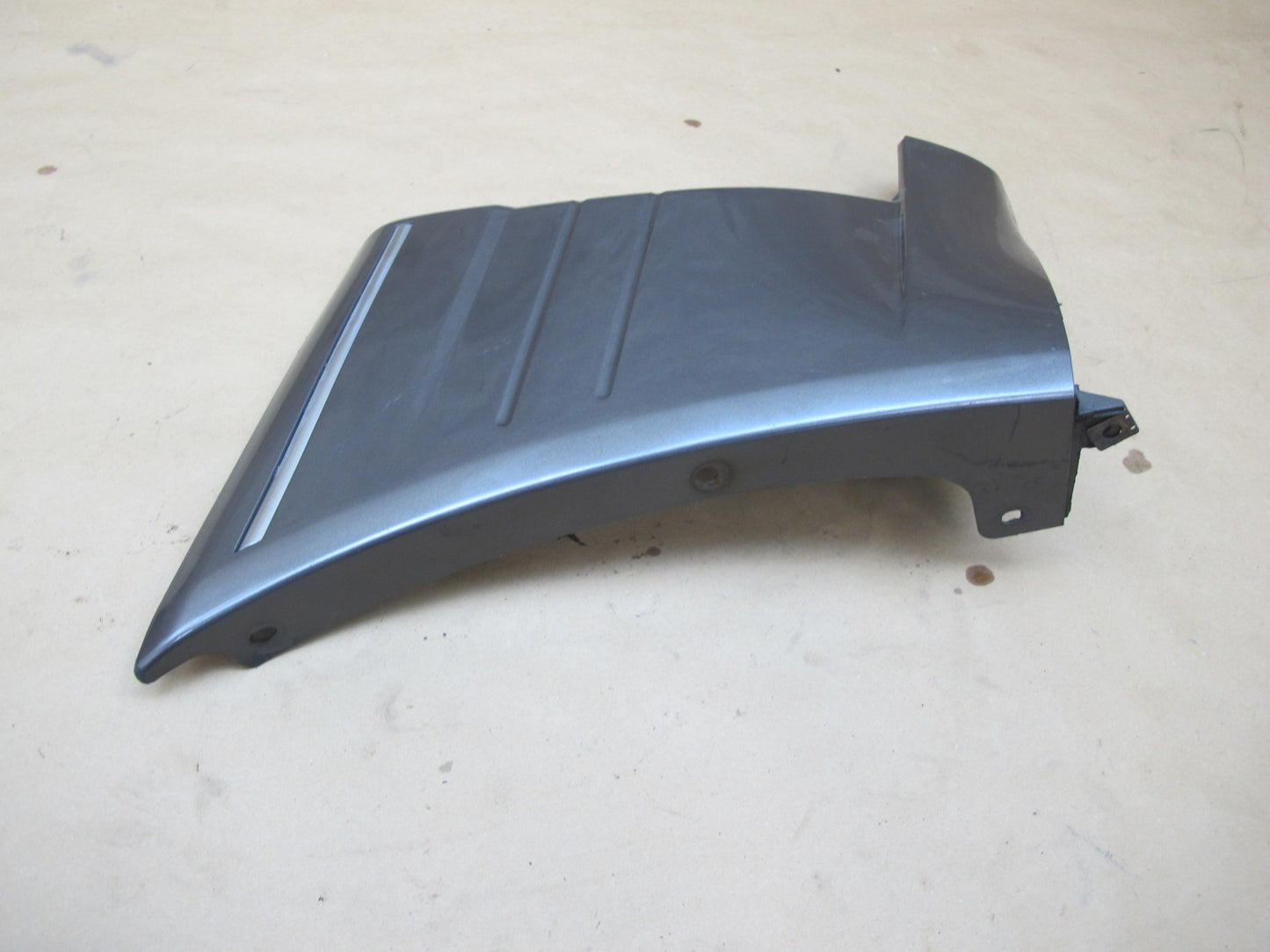 1998-2002 Lexus J100 LX470 Front Left Right Side Fender Molding Cover Panel Set