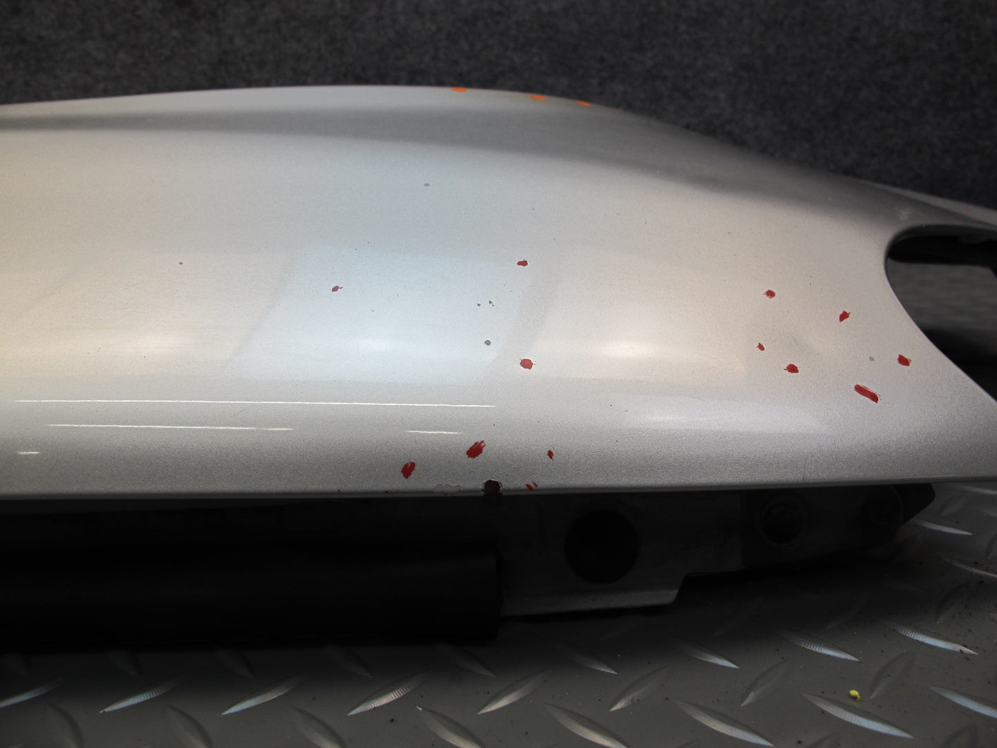 98-05 Lexus JZS160L GS400 GS430 GS300 Front Left Fender Shell Cover Panel OEM