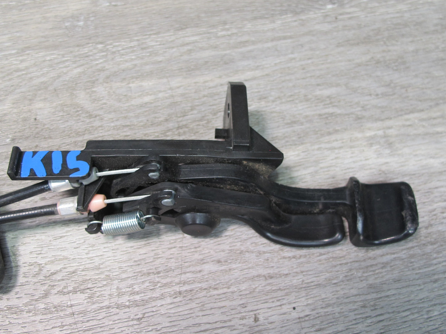 01-05 Lexus JCE10L IS300 Trunk Lid & Fuel Door Open Release Handle w Cable OEM