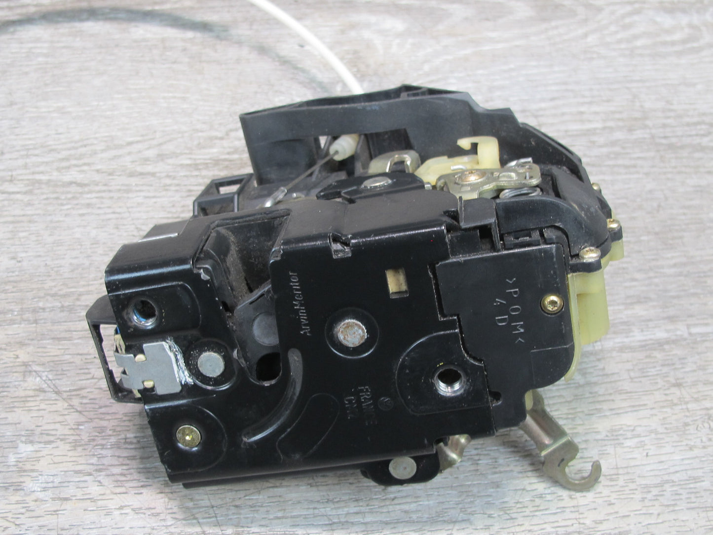 1997-2005 Porsche 911 996 Right Door Lock Latch Actuator 8N1837016P