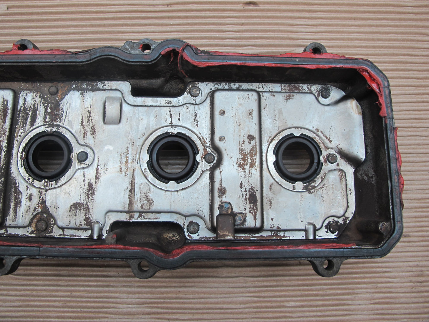 1998-2002 Lexus UZJ100L LX470 2UZFE Engine Right Cylinder Head Valve Cover