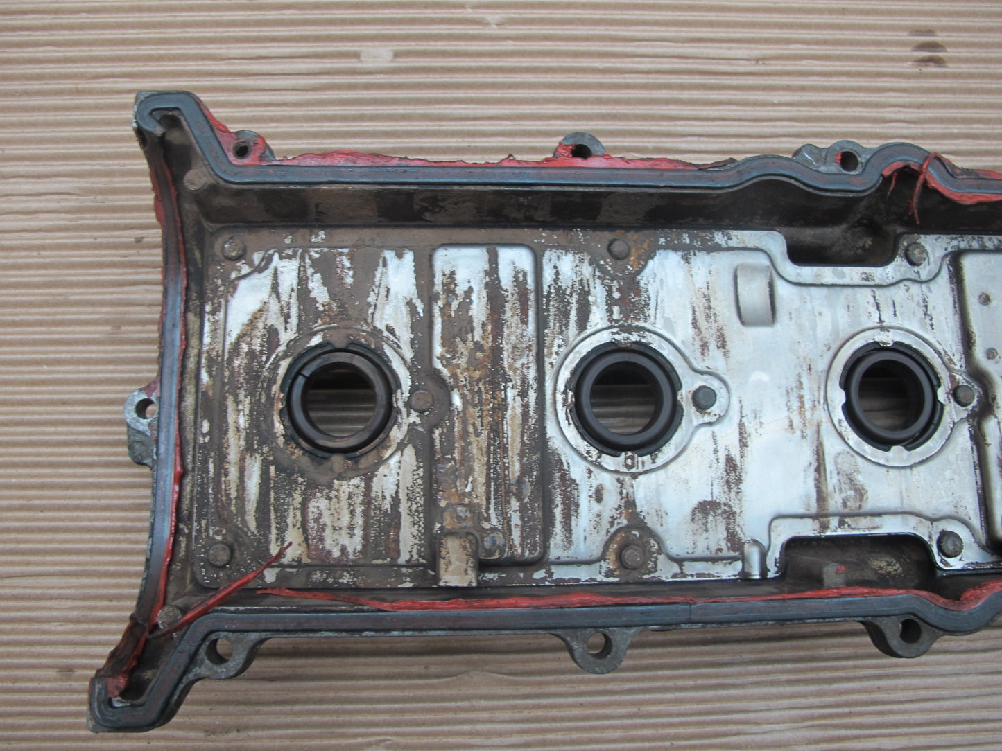 1998-2002 Lexus UZJ100L LX470 2UZFE Engine Right Cylinder Head Valve Cover