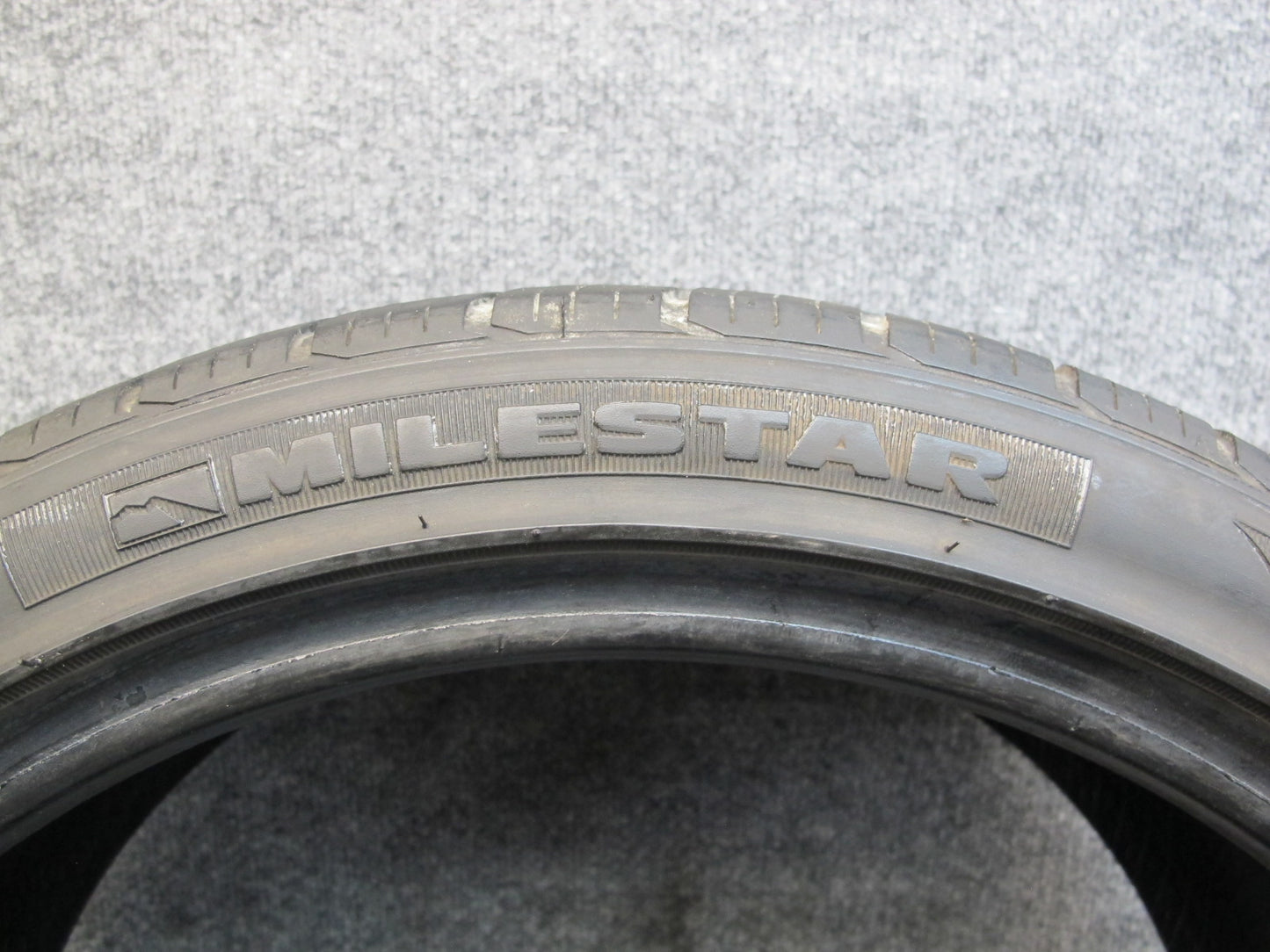 Milestar MS932 Sport A/S Tire 225/40 R18 92V XL 1121 8/32 Tread