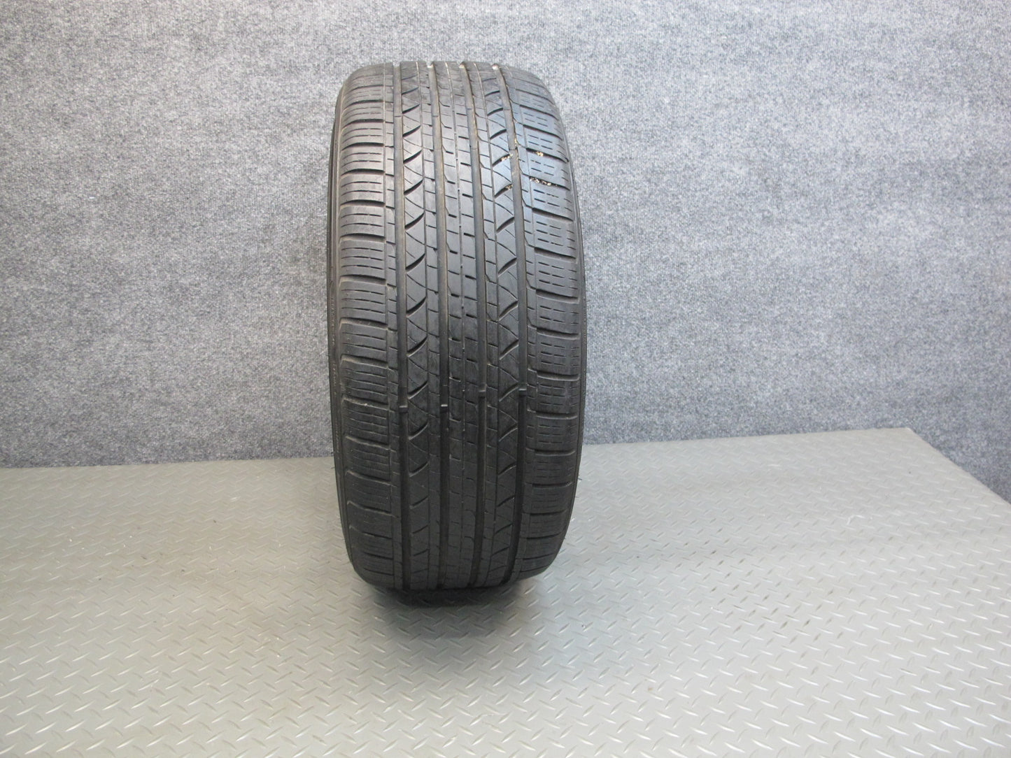 Milestar MS932 Sport A/S Tire 225/40 R18 92V XL 1121 8/32 Tread