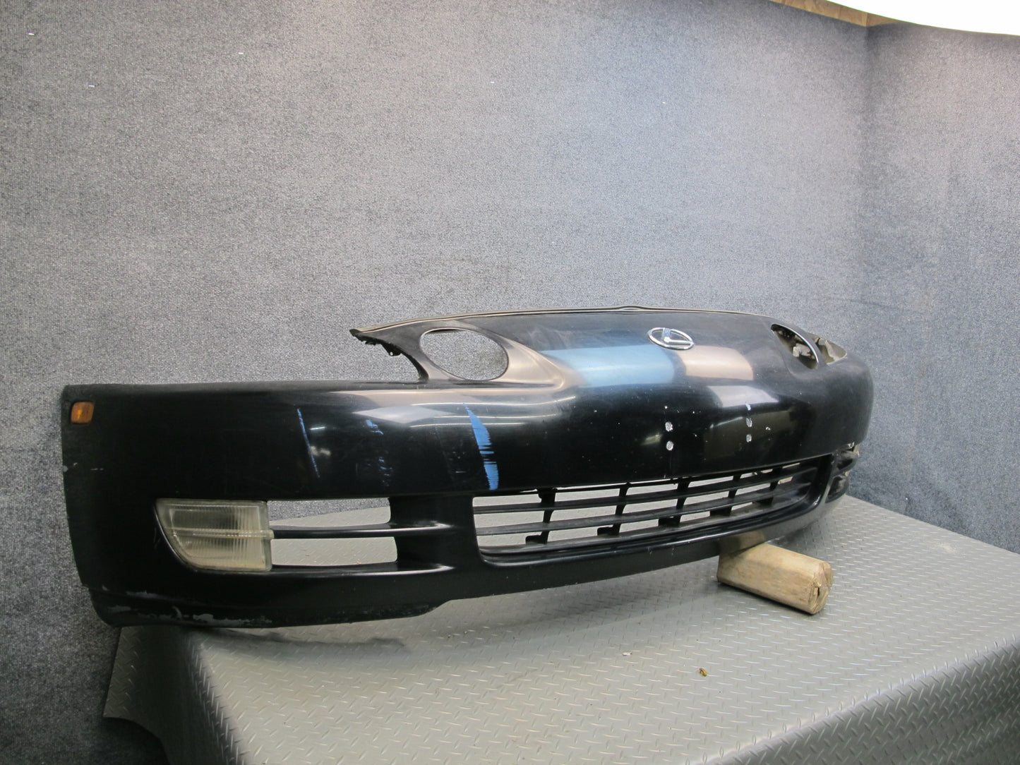 94-96 Lexus SC400 SC300 JZZ31L Front Bumper Cover w Foam & Fog Light OEM