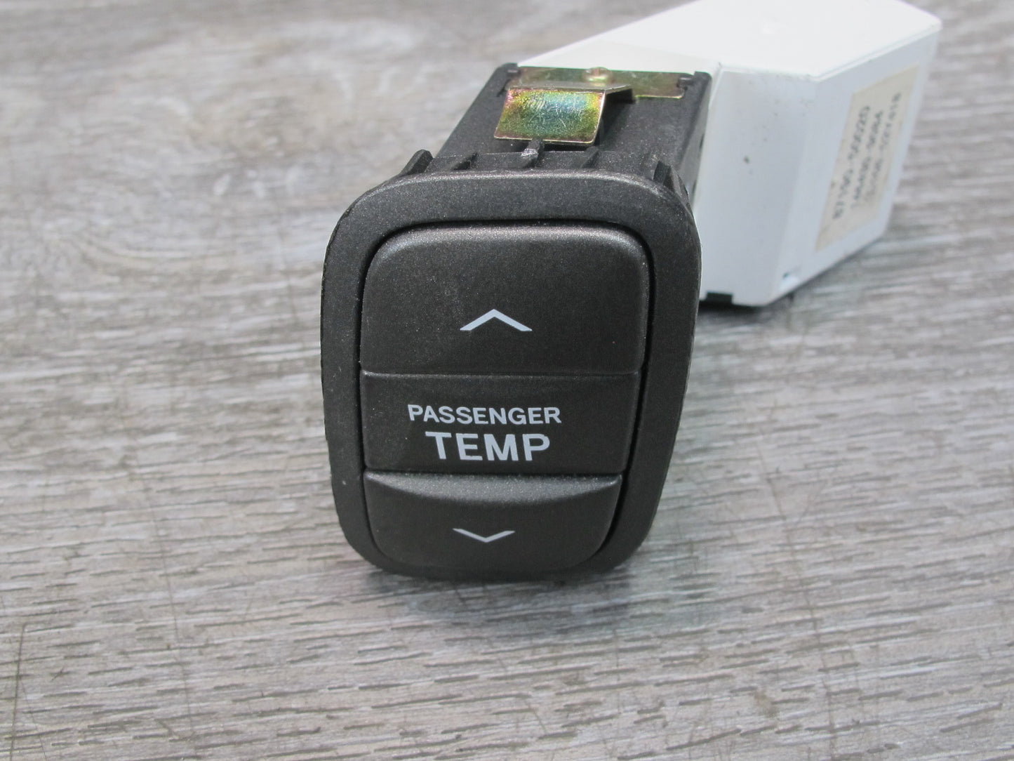 01-06 Lexus UCF30L LS430 Dash Passenger Temperature Control Button Switch OEM