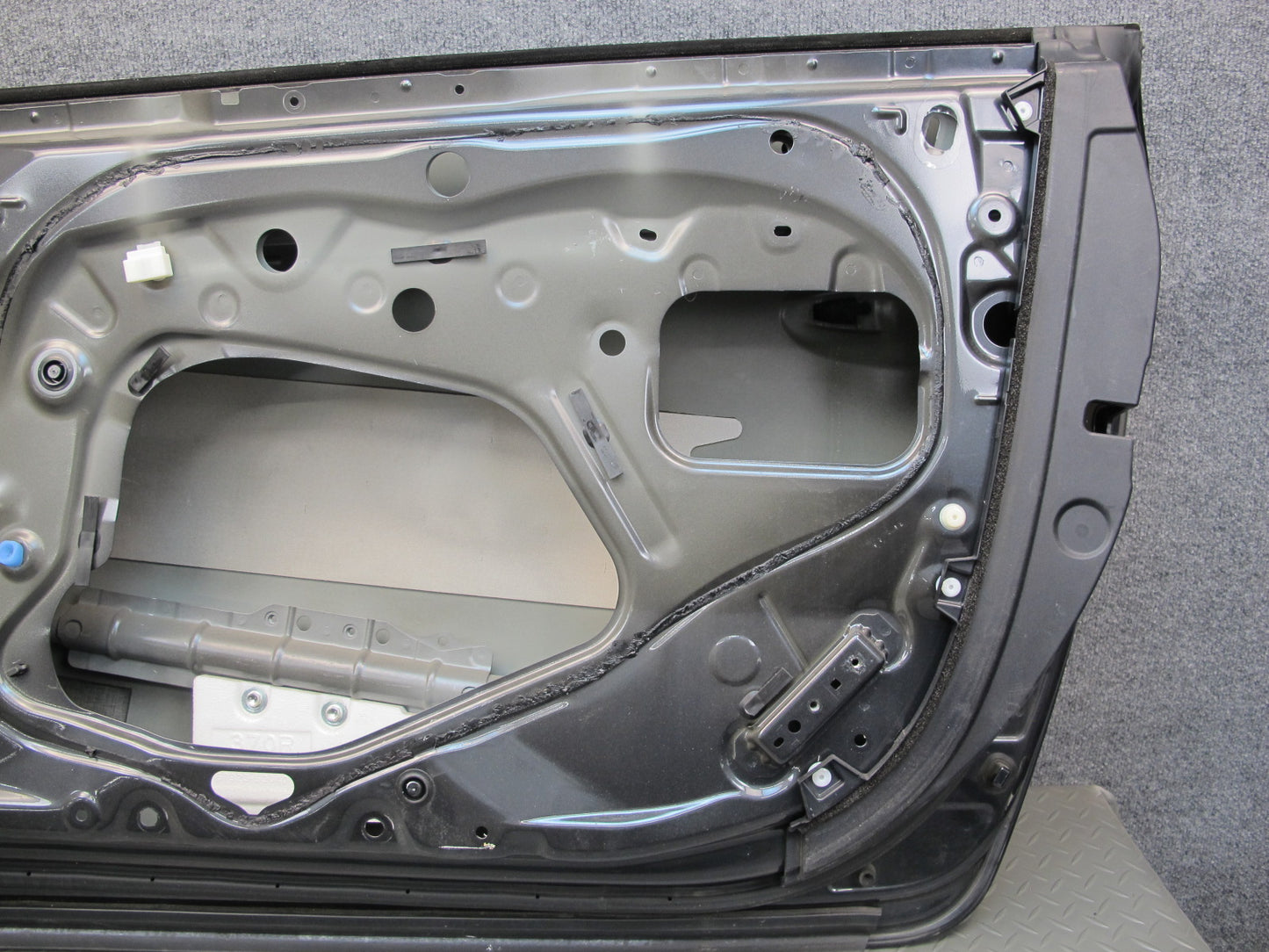 10-15 Lexus IS350 IS250 Convertible Right Passenger Side Door Shell Panel OEM
