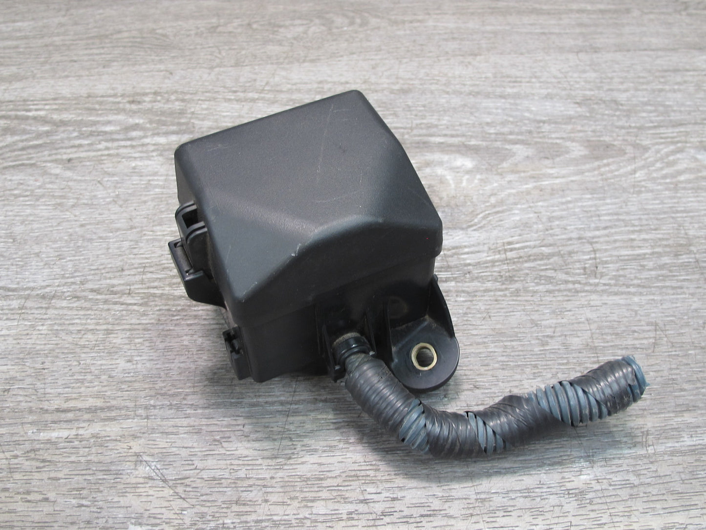 01-06 Lexus UCF30L LS430 Junction Fuse Relay Box Module OEM