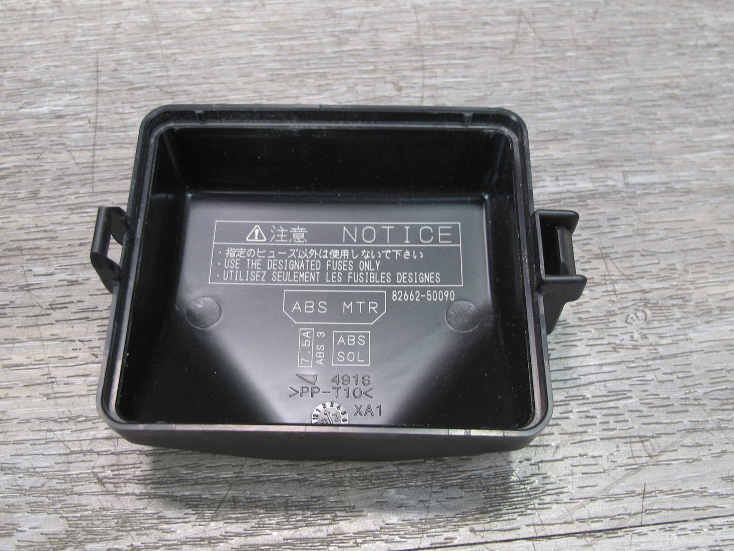 01-06 Lexus UCF30L LS430 Junction Fuse Relay Box Module OEM