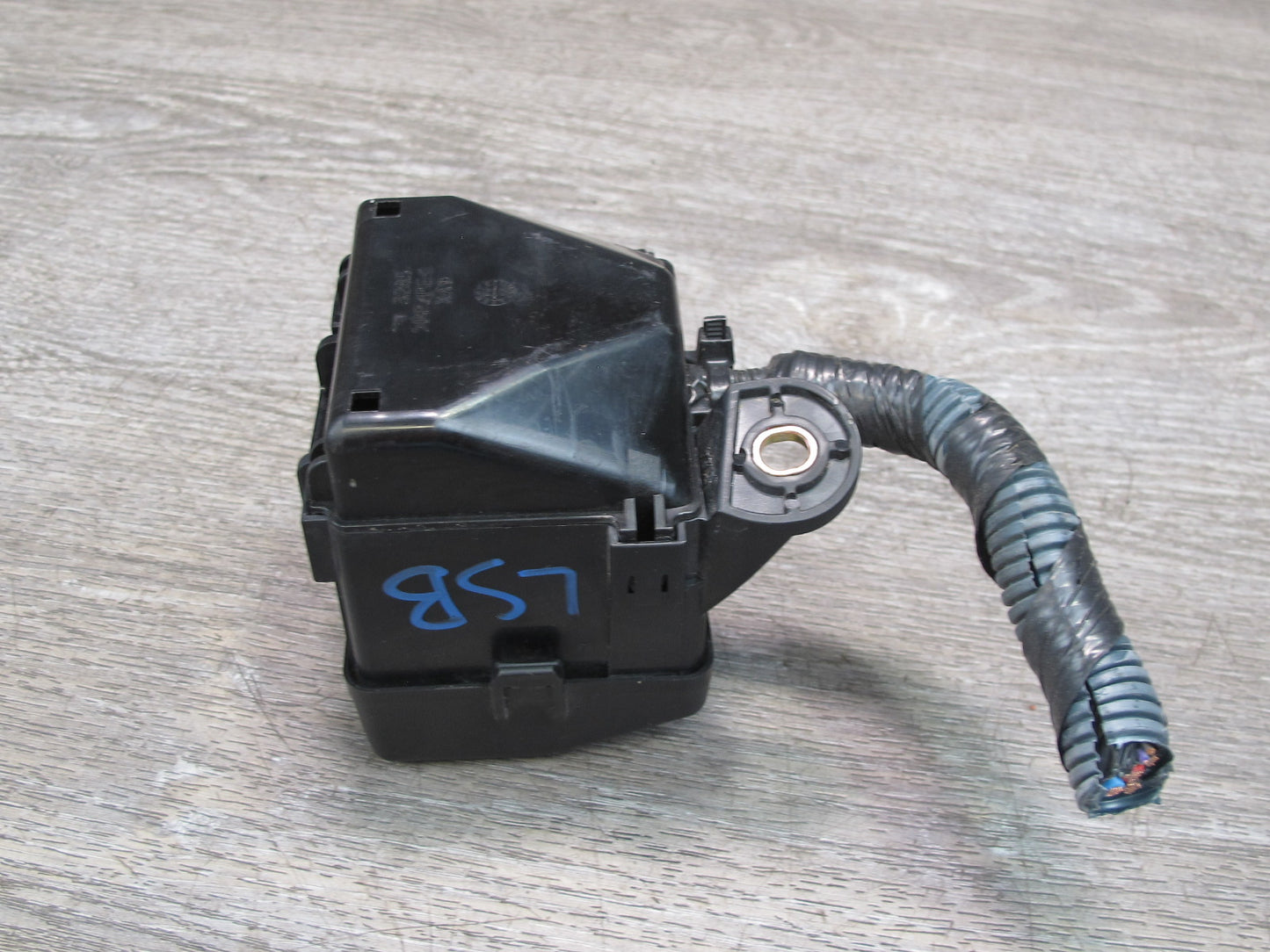 01-06 Lexus UCF30L LS430 Junction Fuse Relay Box Module OEM