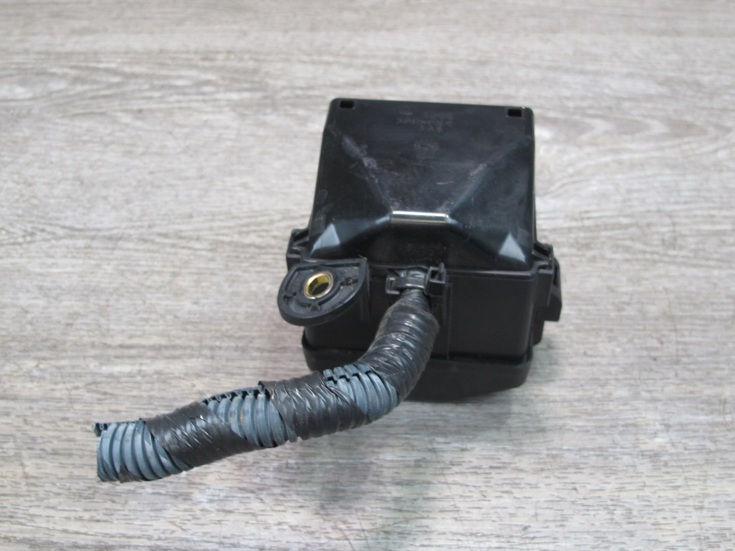 01-06 Lexus UCF30L LS430 Junction Fuse Relay Box Module OEM