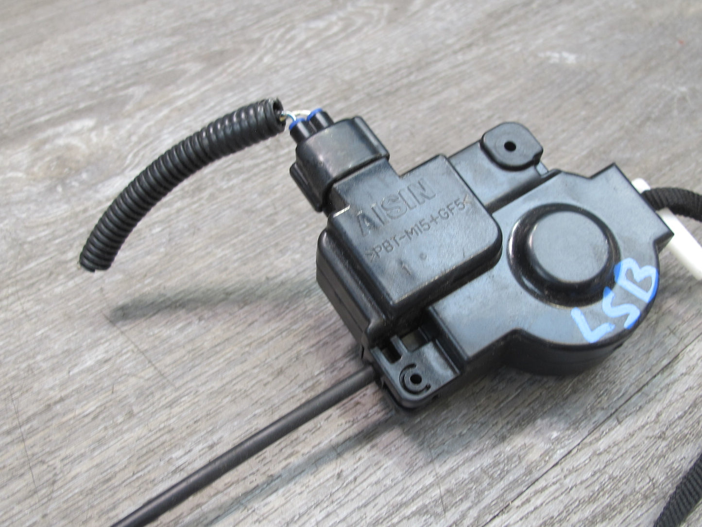 92-96 Toyota Cresta MARK2 JZX90 Fuel Tank Filler Door Lid Actuator Motor OEM