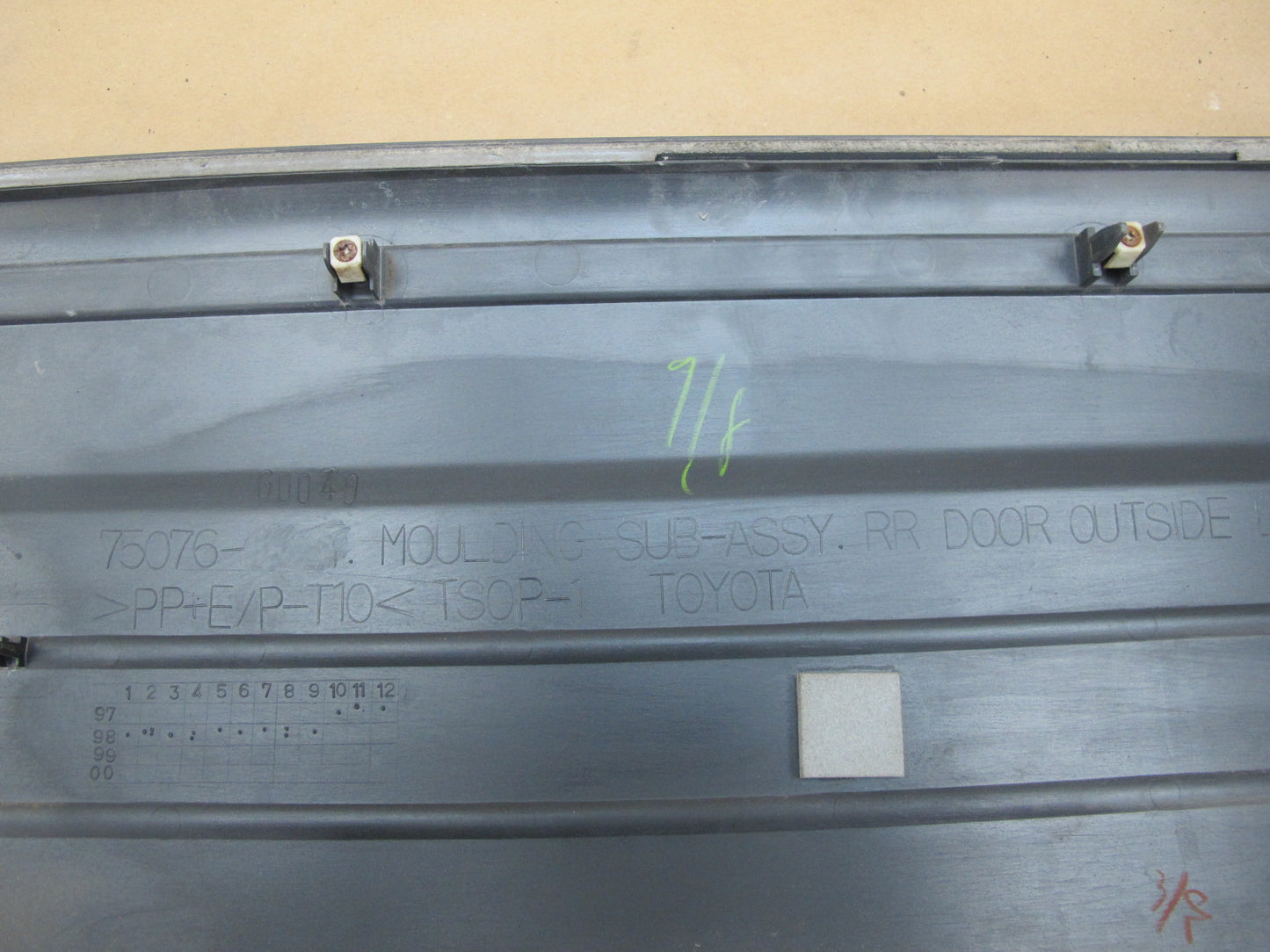 1998-2002 Lexus J100 LX470 Front & Rear Left Side Door Molding Cover Panel Set