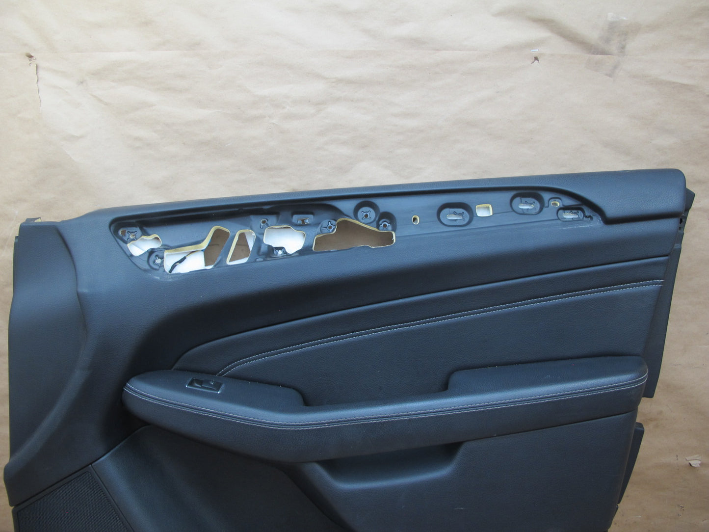 12-15 Mercedes W166 Ml-class Set of 2 Front Door Interior Trim Cover Panel OEM