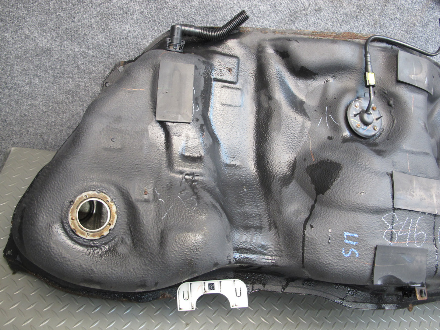 06-15 Lexus IS350 IS250 Gas Fuel Tank Assembly OEM