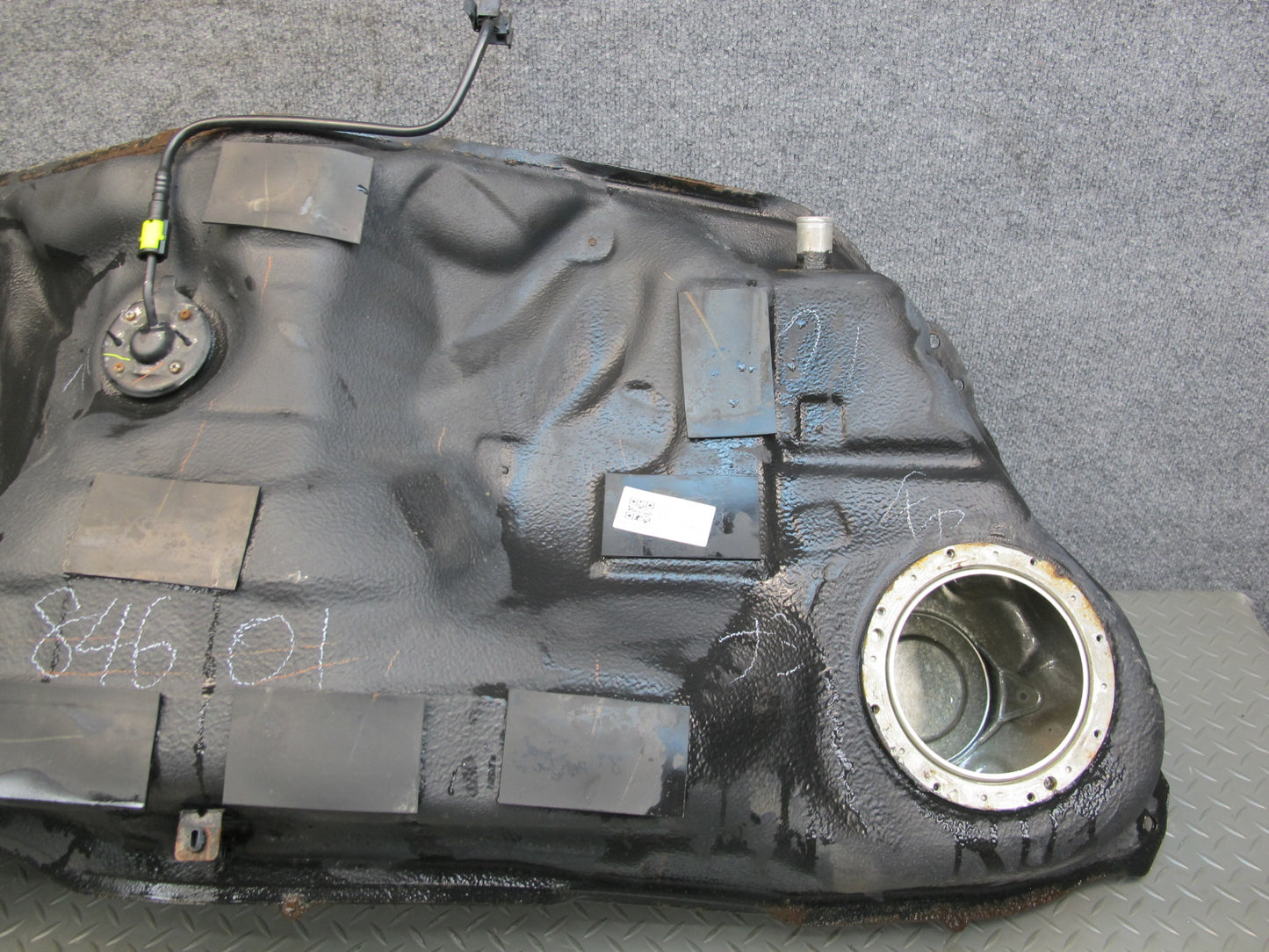 06-15 Lexus IS350 IS250 Gas Fuel Tank Assembly OEM