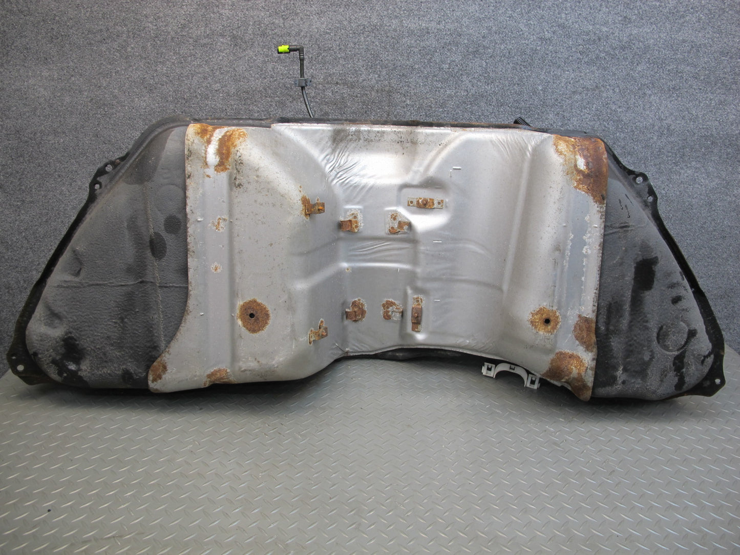 06-15 Lexus IS350 IS250 Gas Fuel Tank Assembly OEM