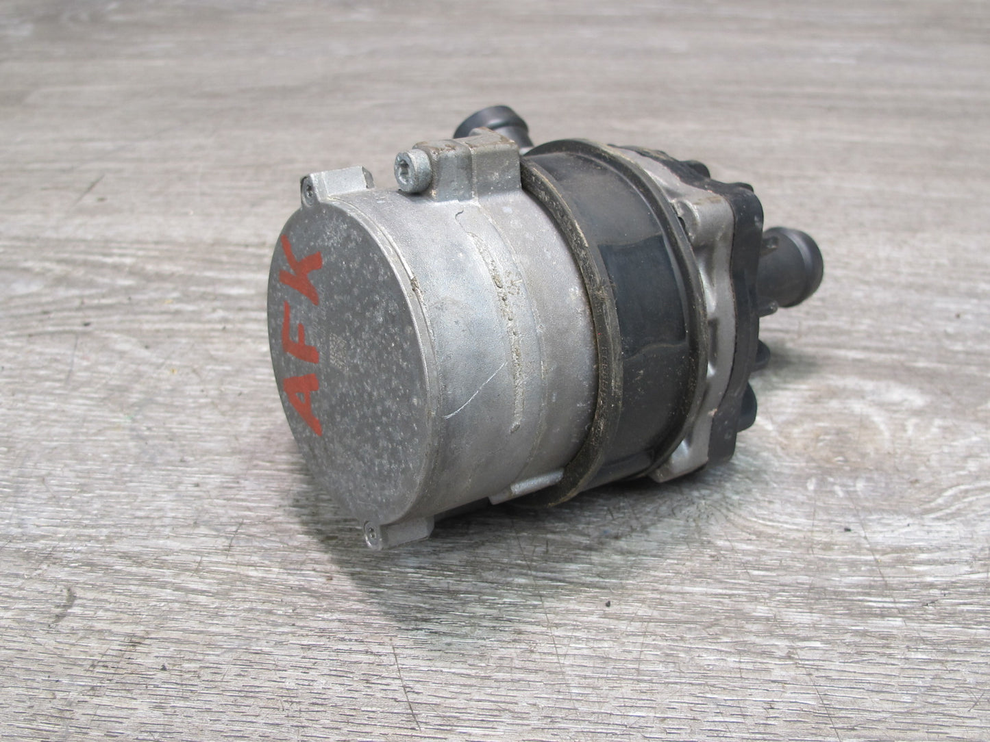 11-12 Fisker Karma Auxiliary Coolant Water Pump OEM