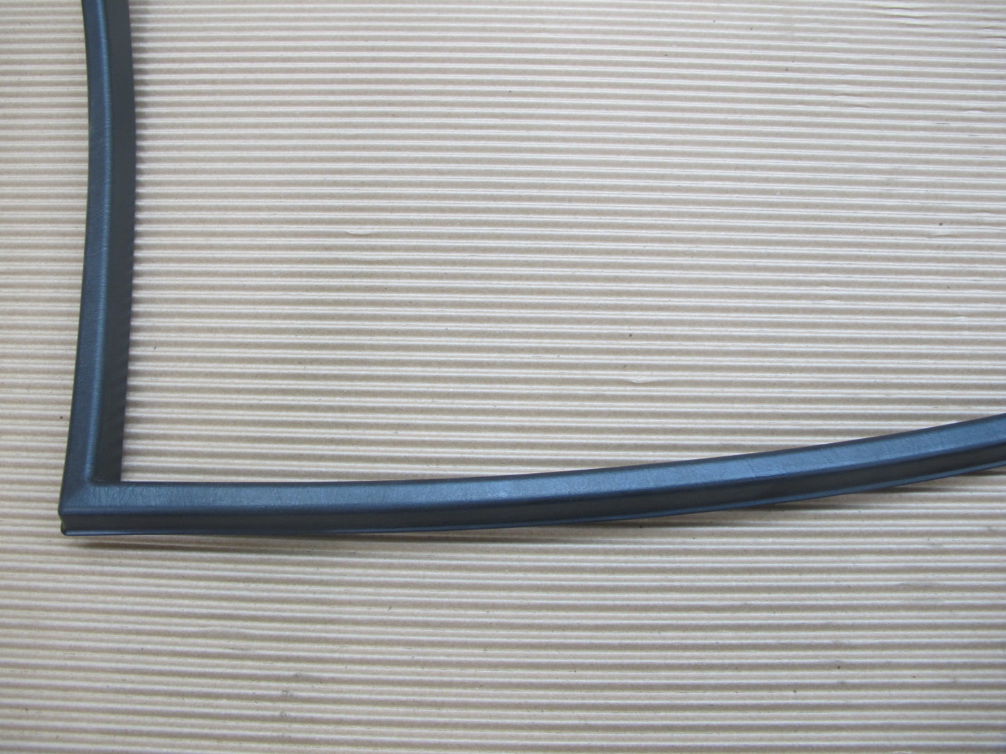 98-05 Lexus GS400 GS430 GS300 Set of 4 Front & Rear Door Window Trim Cover OEM
