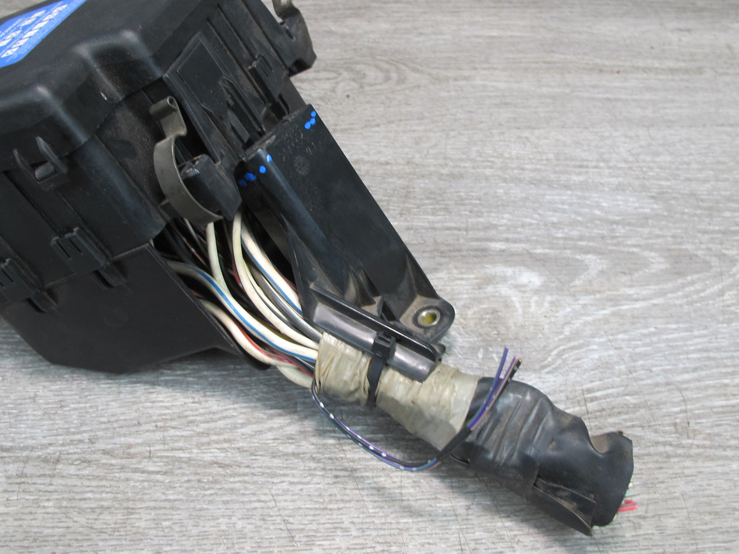 01-06 Lexus UCF30L LS430 Junction Fuse Relay Box Module OEM