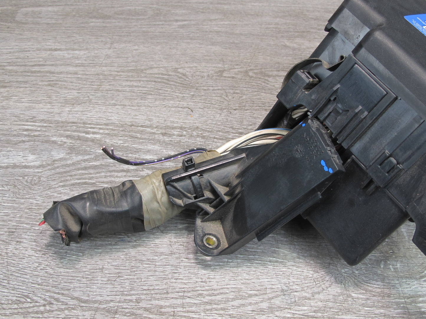 01-06 Lexus UCF30L LS430 Junction Fuse Relay Box Module OEM