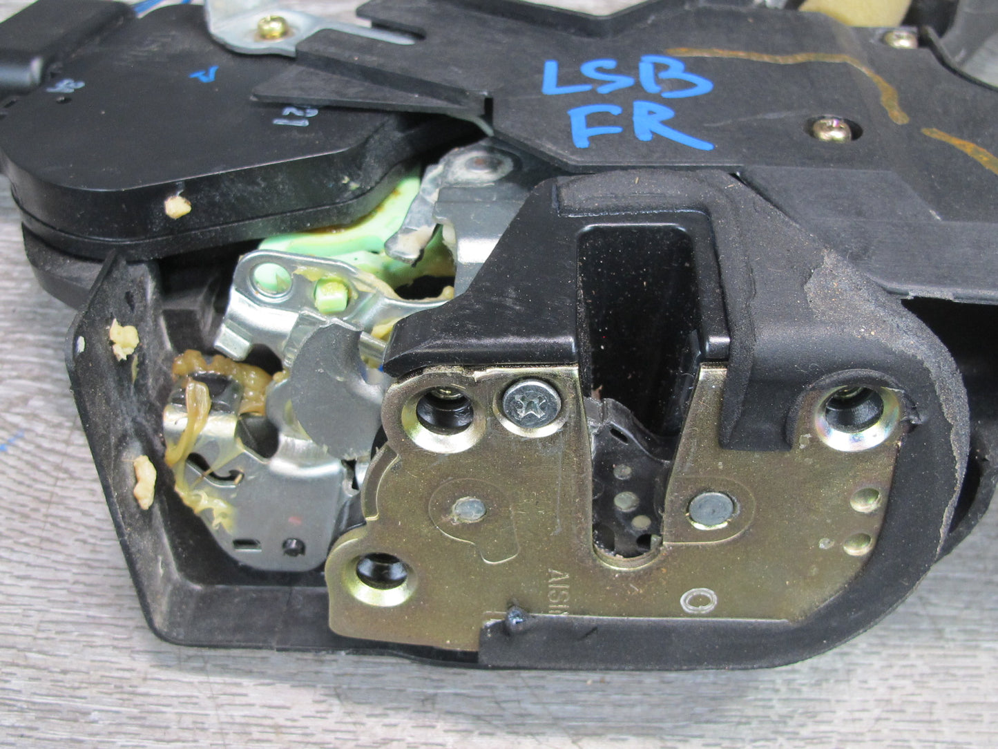 01-06 Lexus UCF30L LS430 Front Right Door Lock Latch Actuator NO Soft Close