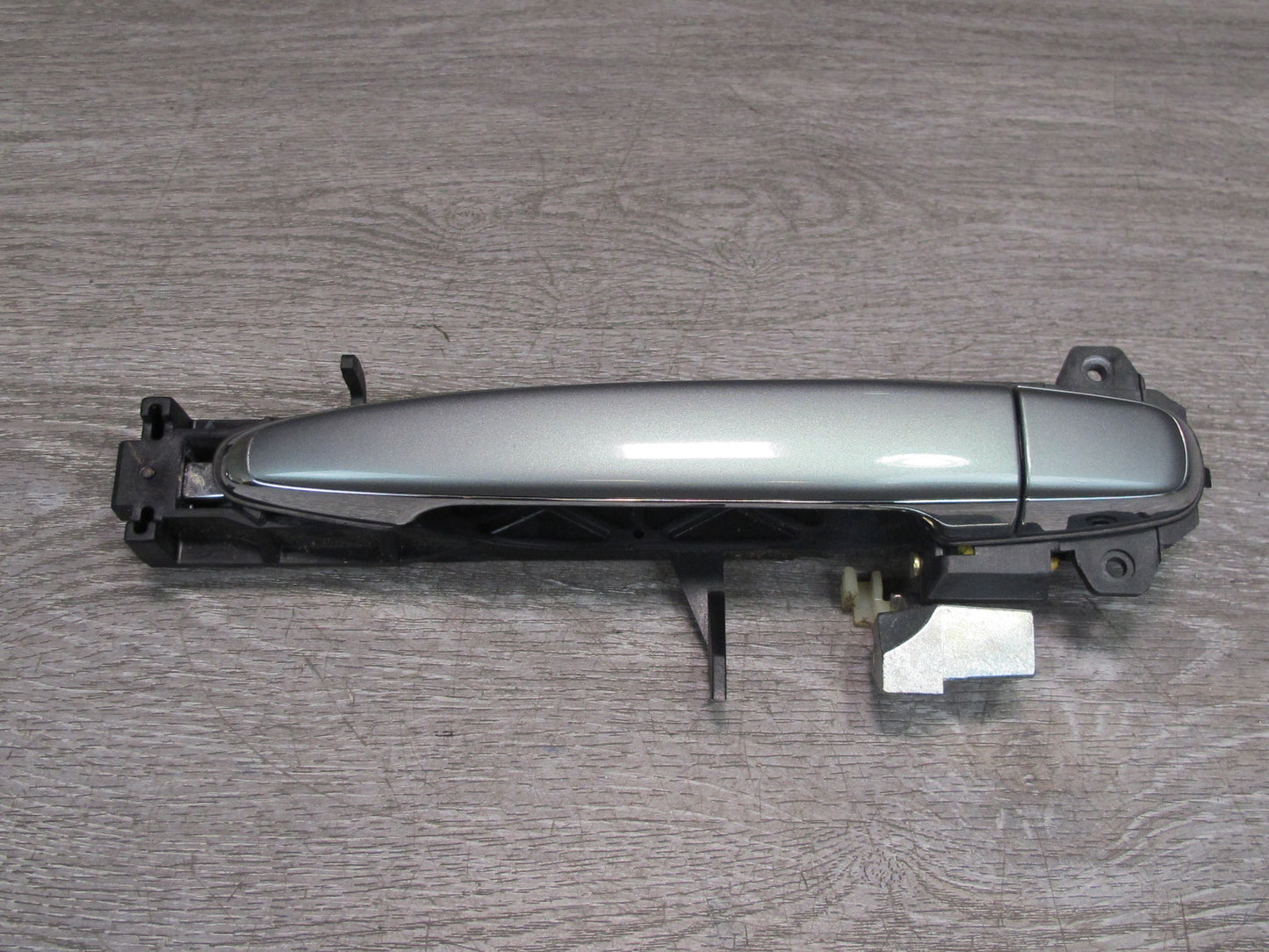 01-03 Lexus UCF30L LS430 Front Right Door Exterior Handle OEM