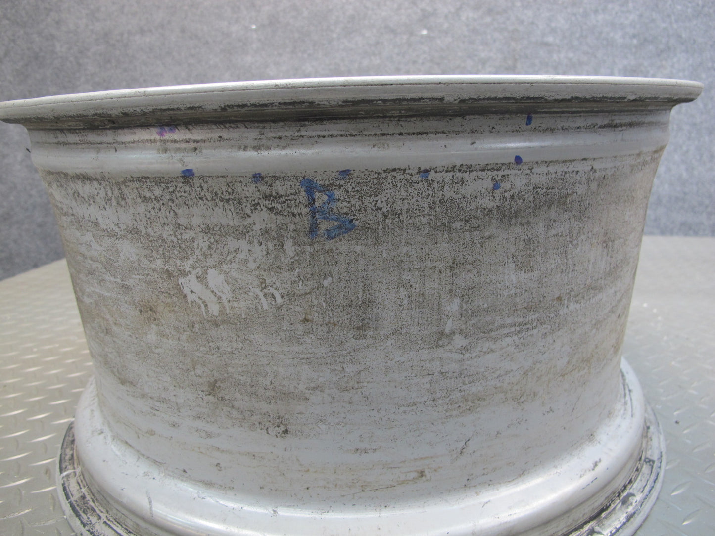 03-08 Mercedes R230 Rear 18" R18 Alloy Wheel Rim 18x8.5J ET40 2304010502 OEM