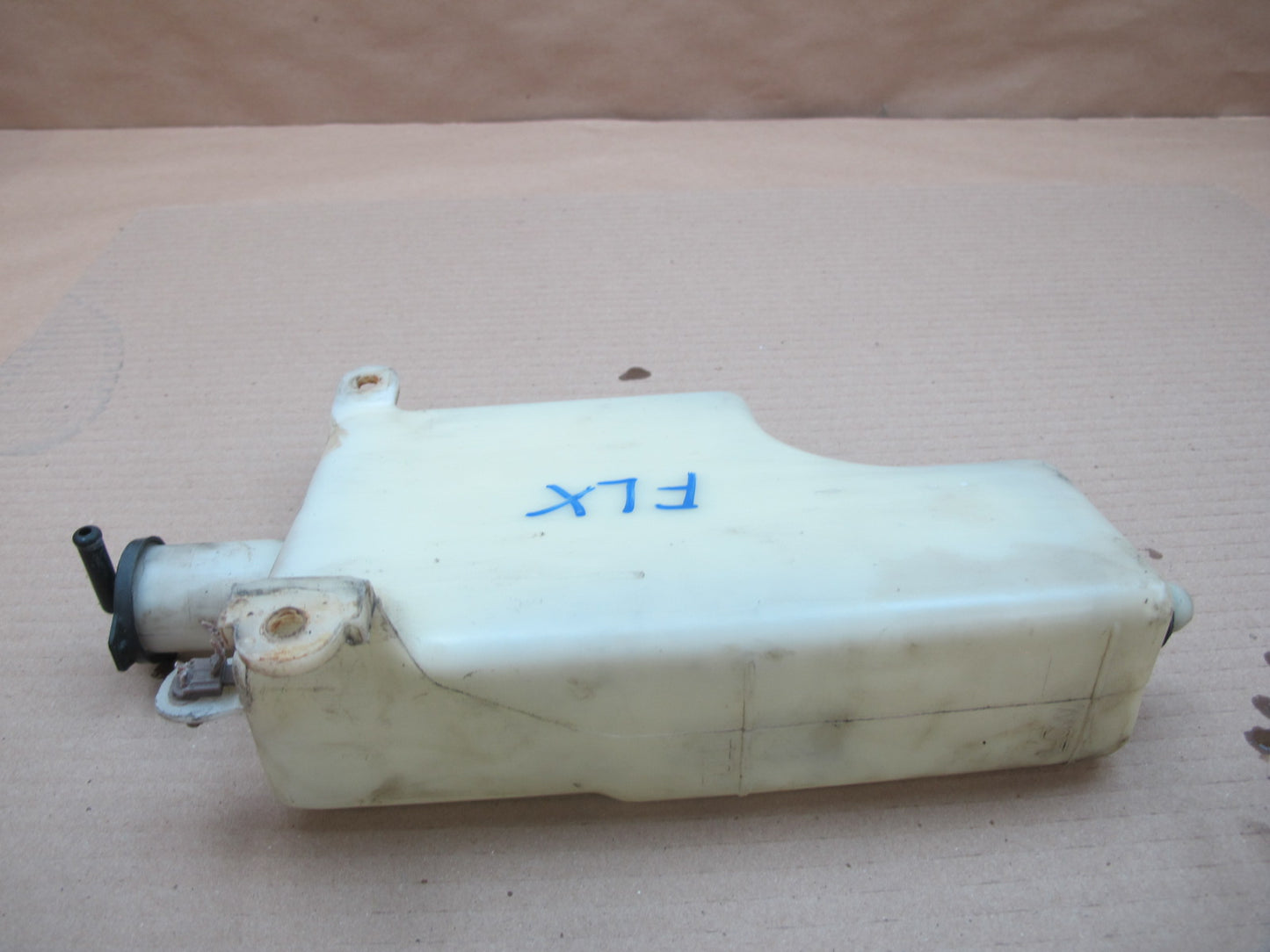 1998-2007 Lexus UZJ100L LX470 Engine Coolant Expansion Overflow Reservoir Tank