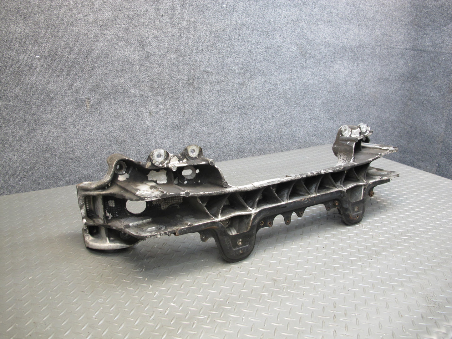 92-00 Lexus JZZ31L SC400 SC300 Front Engine Subframe Crossmember OEM