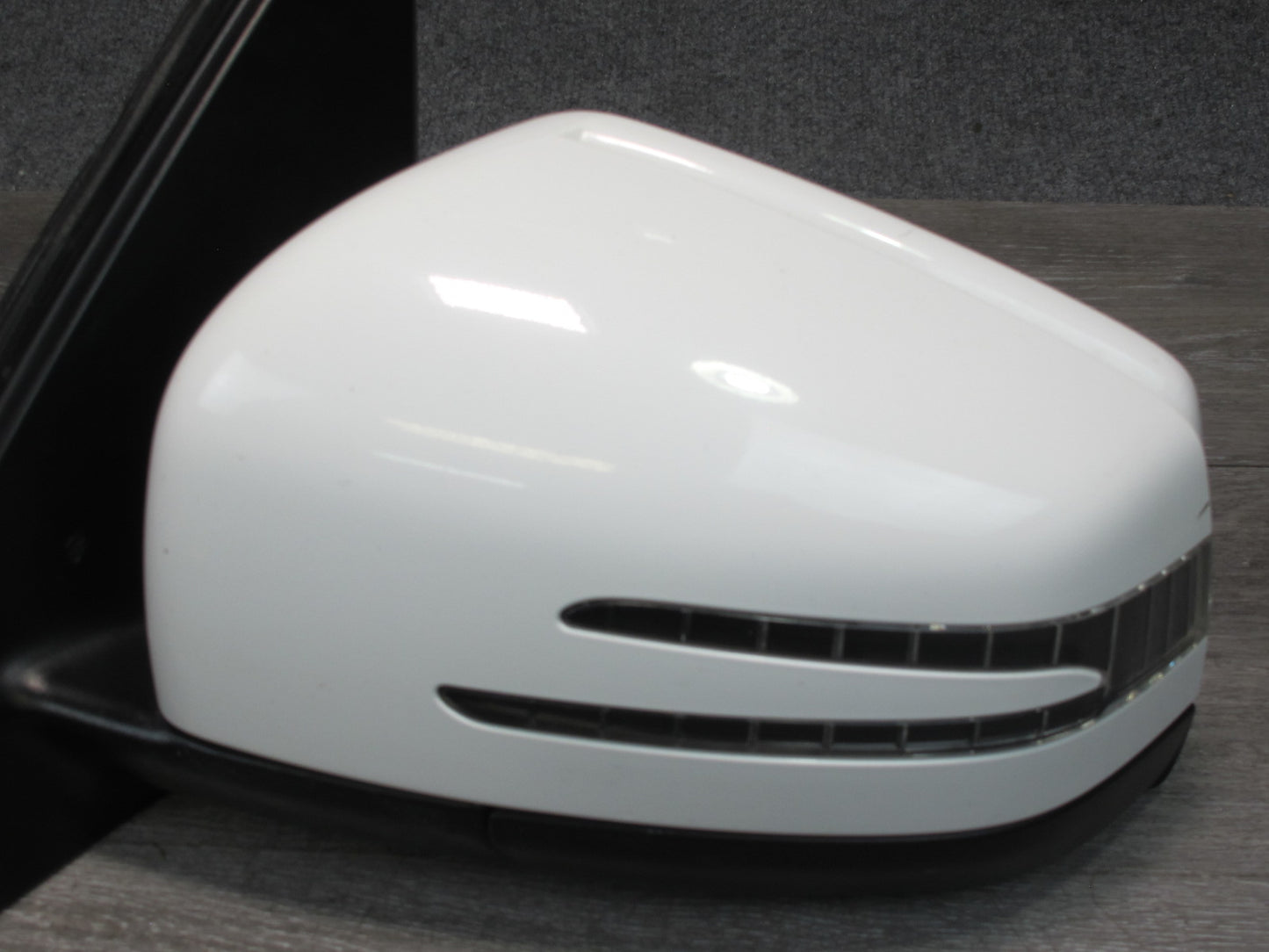 13-15 Mercedes W166 X166 Left Door Heated Side View Mirror w Blind Spot OEM