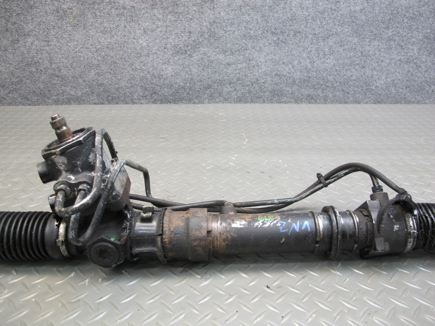 81-83 Datsun Nissan 280ZX S130 Power Steering Gear Rack w Pipe Line Assy OEM