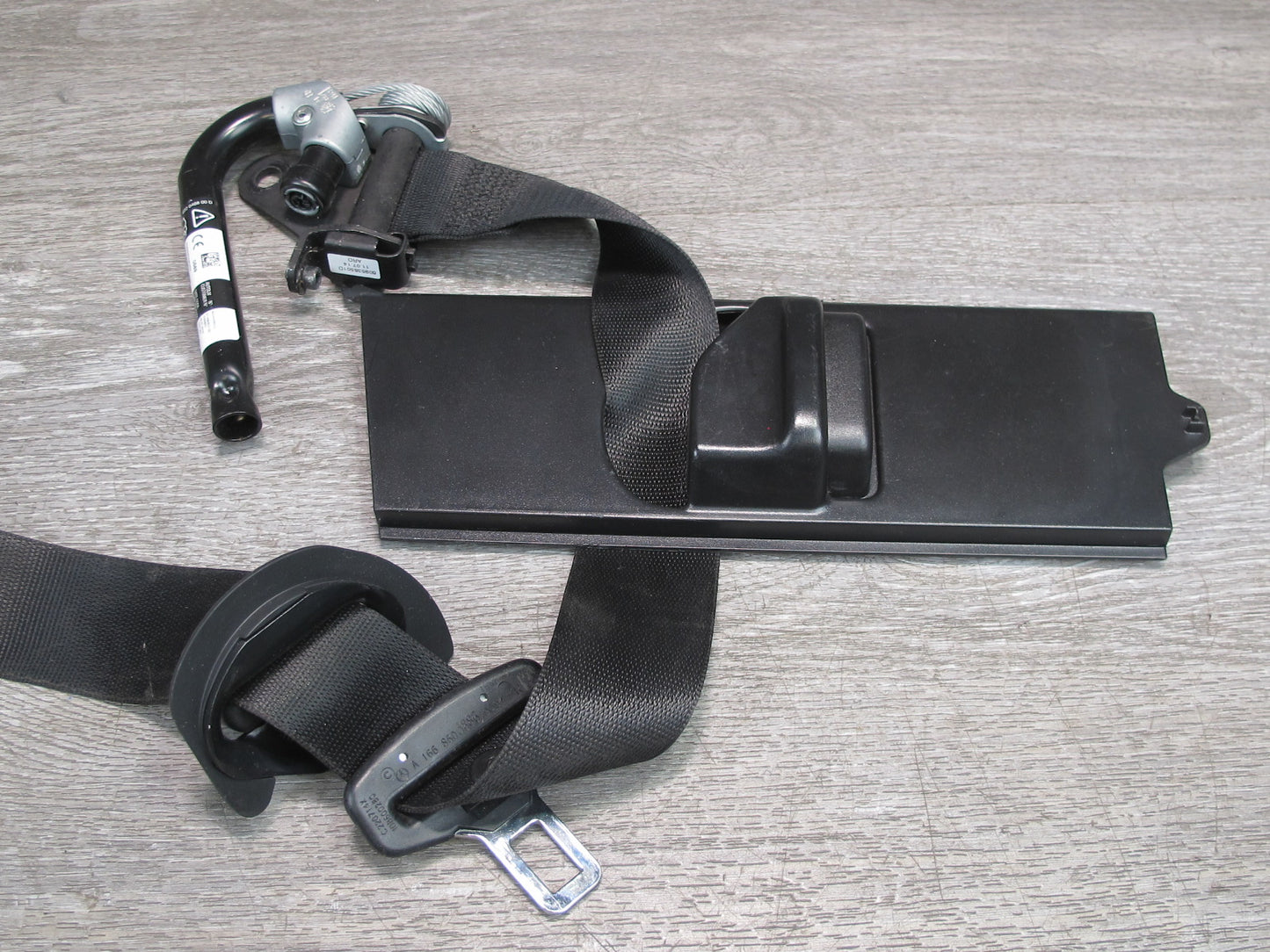 12-18 MERCEDES W166 ML GLE FRONT RIGHT & LEFT SIDE SEATBELT RETRACTOR SET OEM