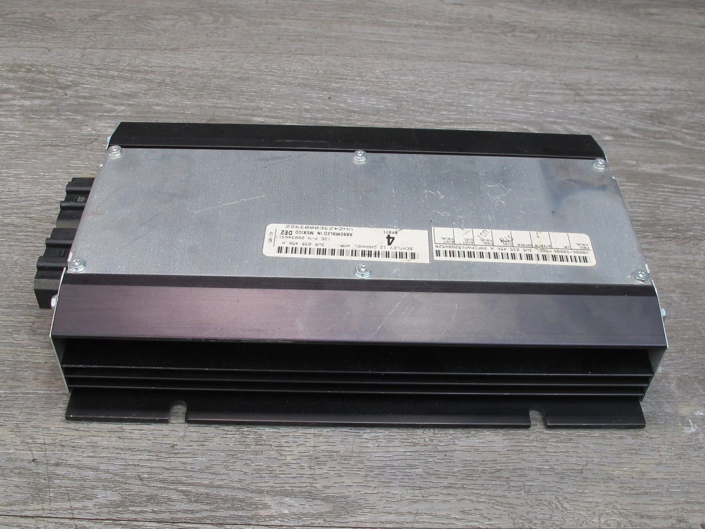 2006-2008 Bentley Flying Spur Battery Audio Sound System AMP Amplifier