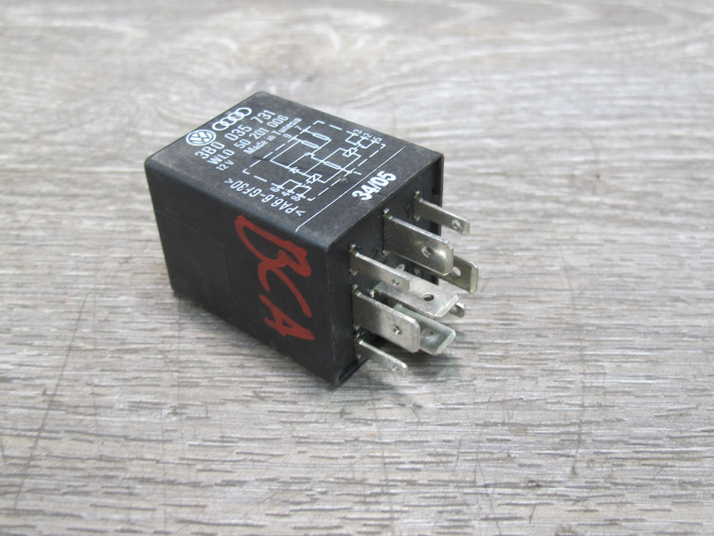 2006-2012 Bentley Flying Spur Fuse Relay Control Module Unit 3B0035731