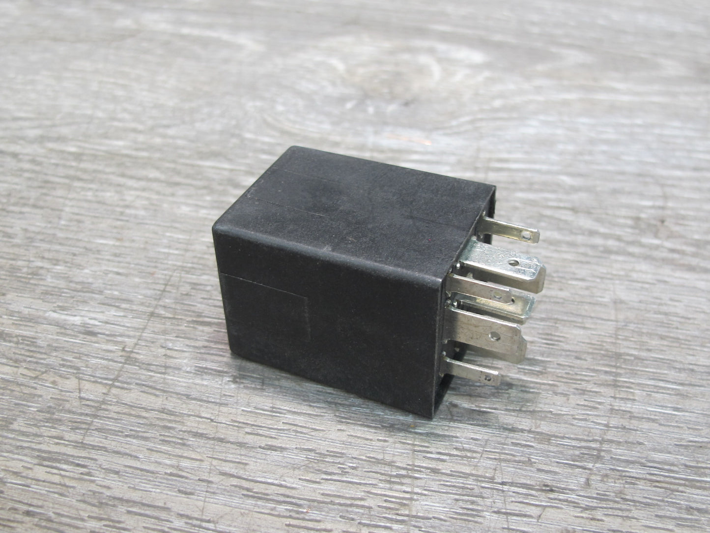 2006-2012 Bentley Flying Spur Fuse Relay Control Module Unit 3B0035731