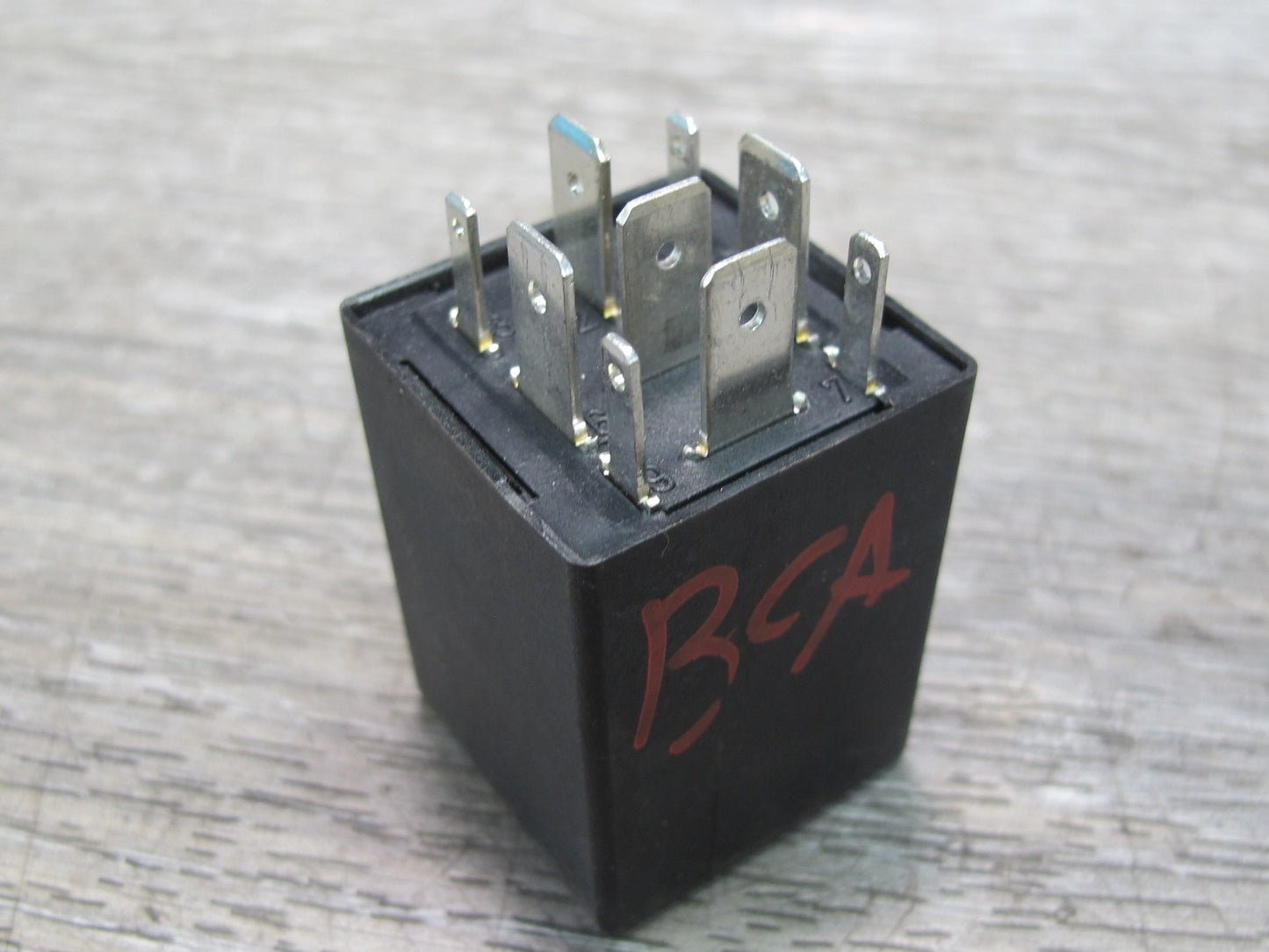 2006-2012 Bentley Flying Spur Fuse Relay Control Module Unit 3B0035731