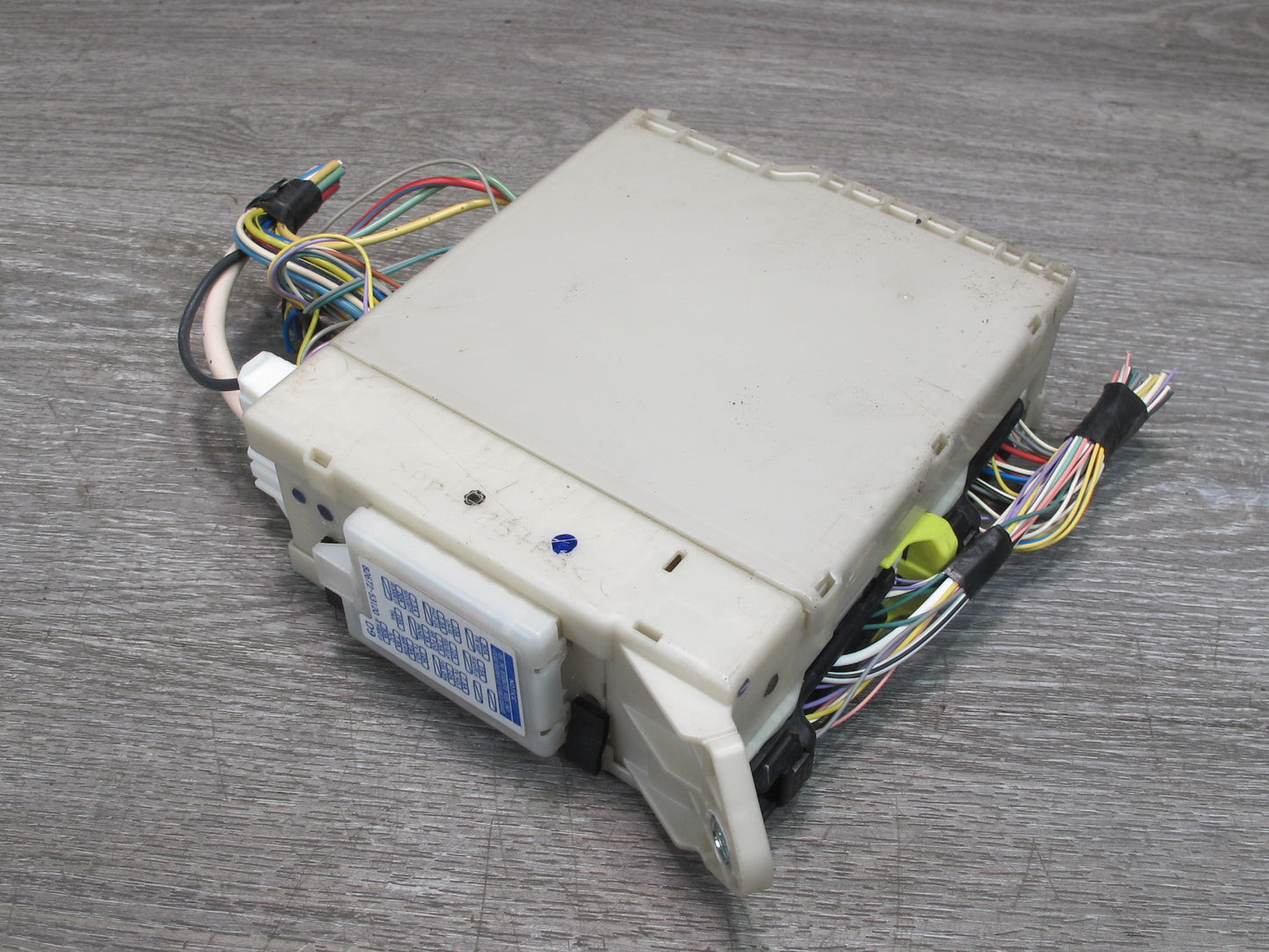 10-11 Lexus IS350 IS250 Convertible Fuse Relay Junction Box Module OEM