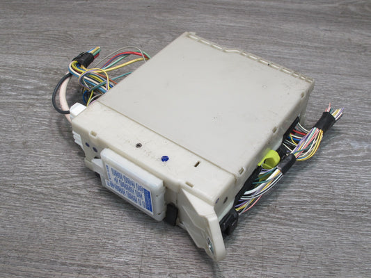 10-11 Lexus IS350 IS250 Convertible Fuse Relay Junction Box Module OEM