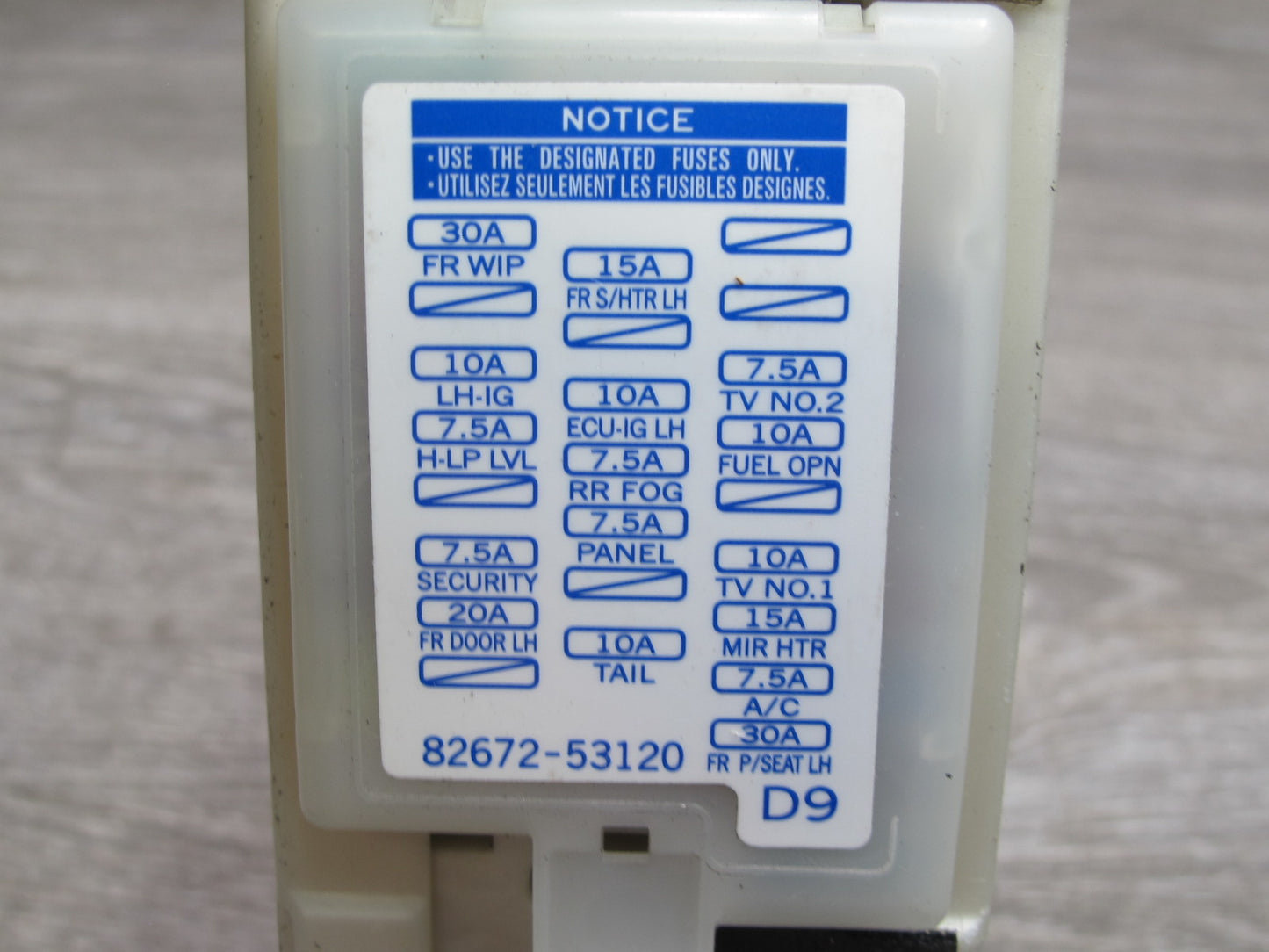 10-11 Lexus IS350 IS250 Convertible Fuse Relay Junction Box Module OEM