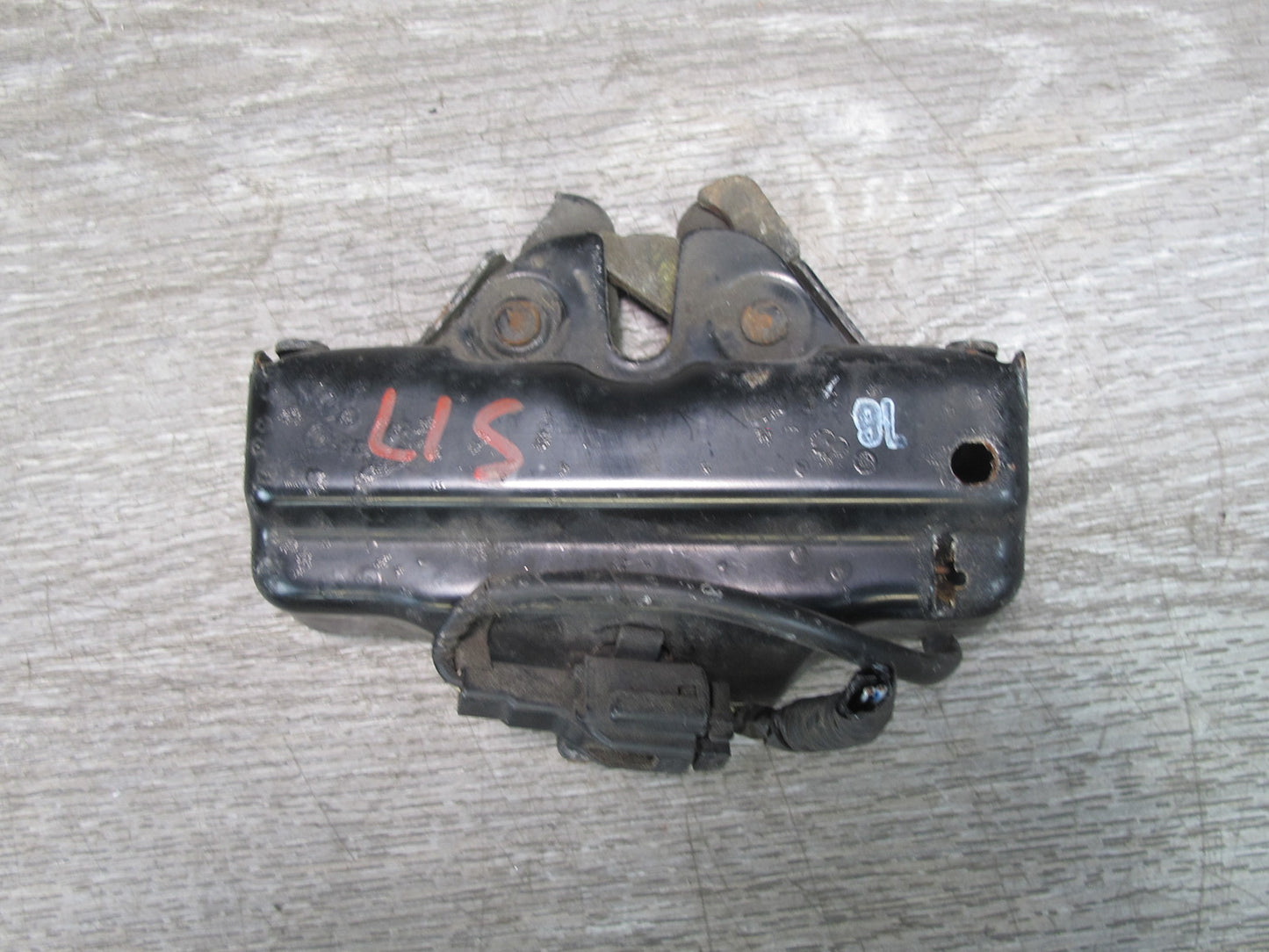 10-15 Lexus IS350 IS250 Convertible Front Hood Bonnet Lock Latch OEM