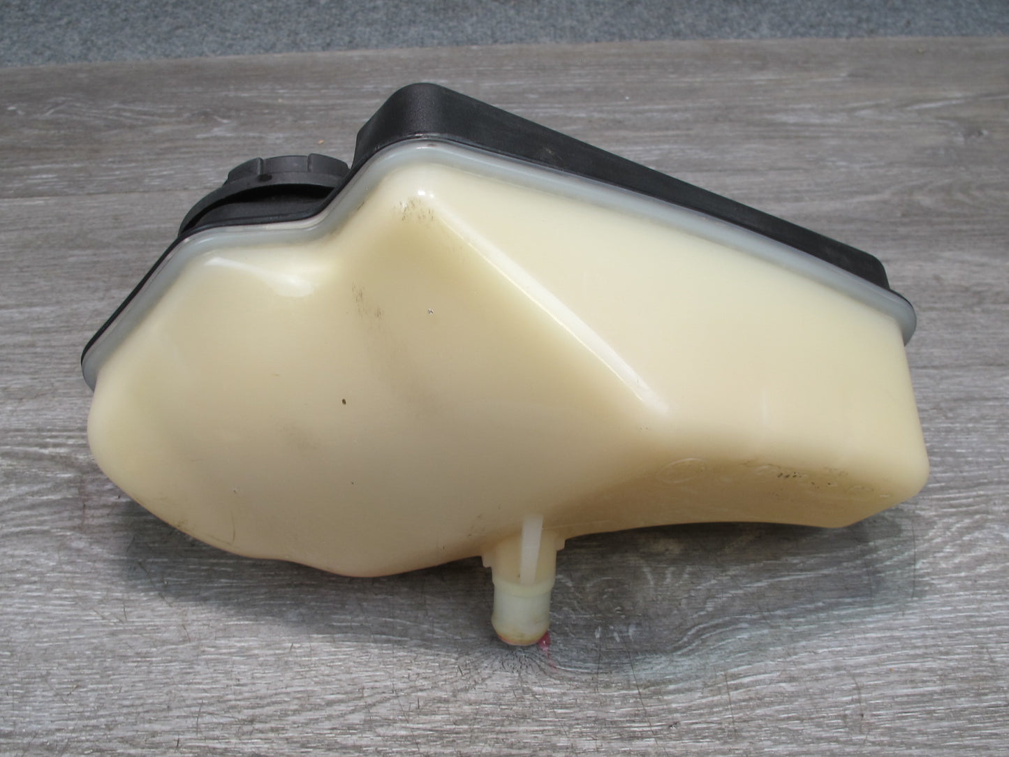 11-12 Fisker Karma Left Coolant Expansion Overflow Reservoir Tank OEM