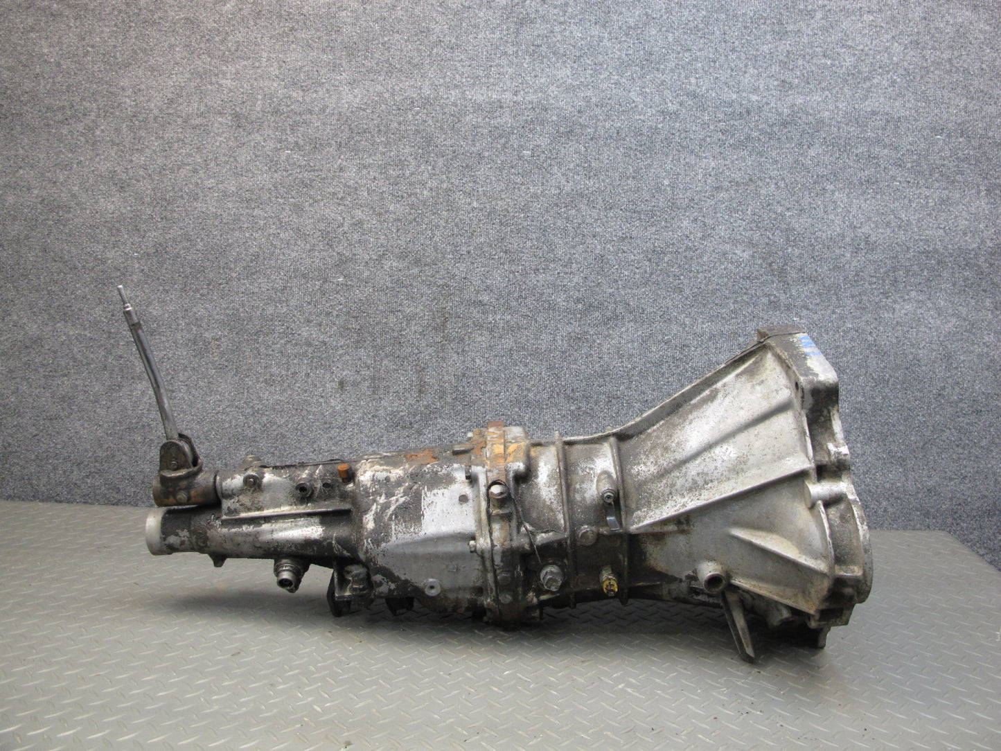 82-83 Datsun Nissan 280ZX L28E FS5W71B M/T Manual Transmission Close Ratio OEM